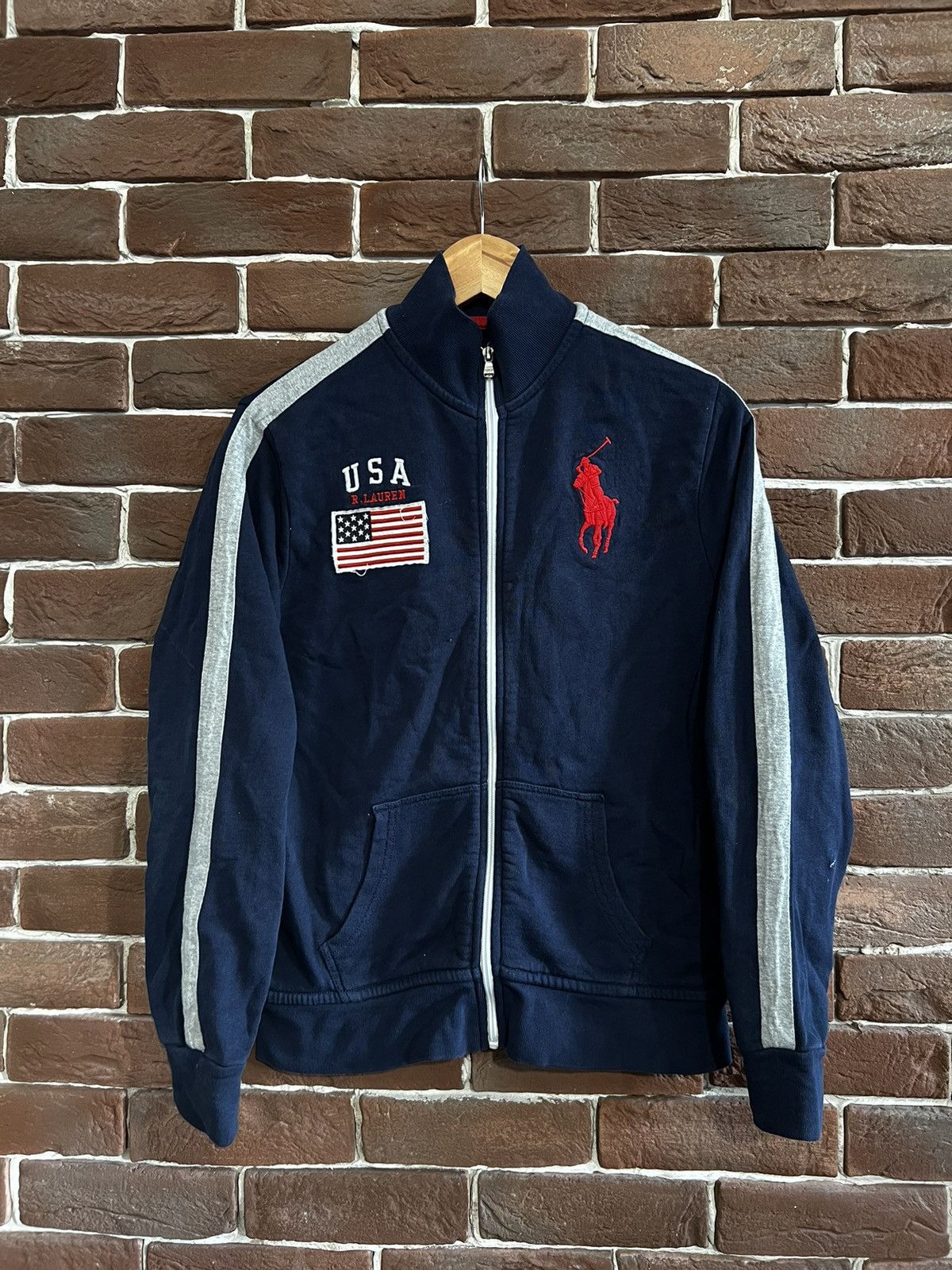 Polo Ralph Lauren Rare Polo Ralph Lauren Navy Zip Sweatshirt L Hype Streetwear Size L / US 10 / IT 46 - 1 Thumbnail
