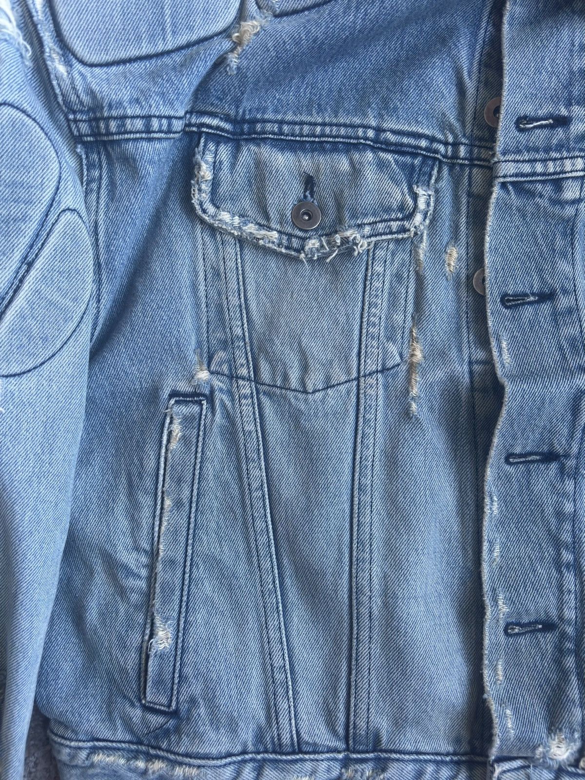 Balenciaga × Gap × Yeezy Prototype Padded Denim Jacket Size US M / EU 48-50 / 2 - 8 Thumbnail