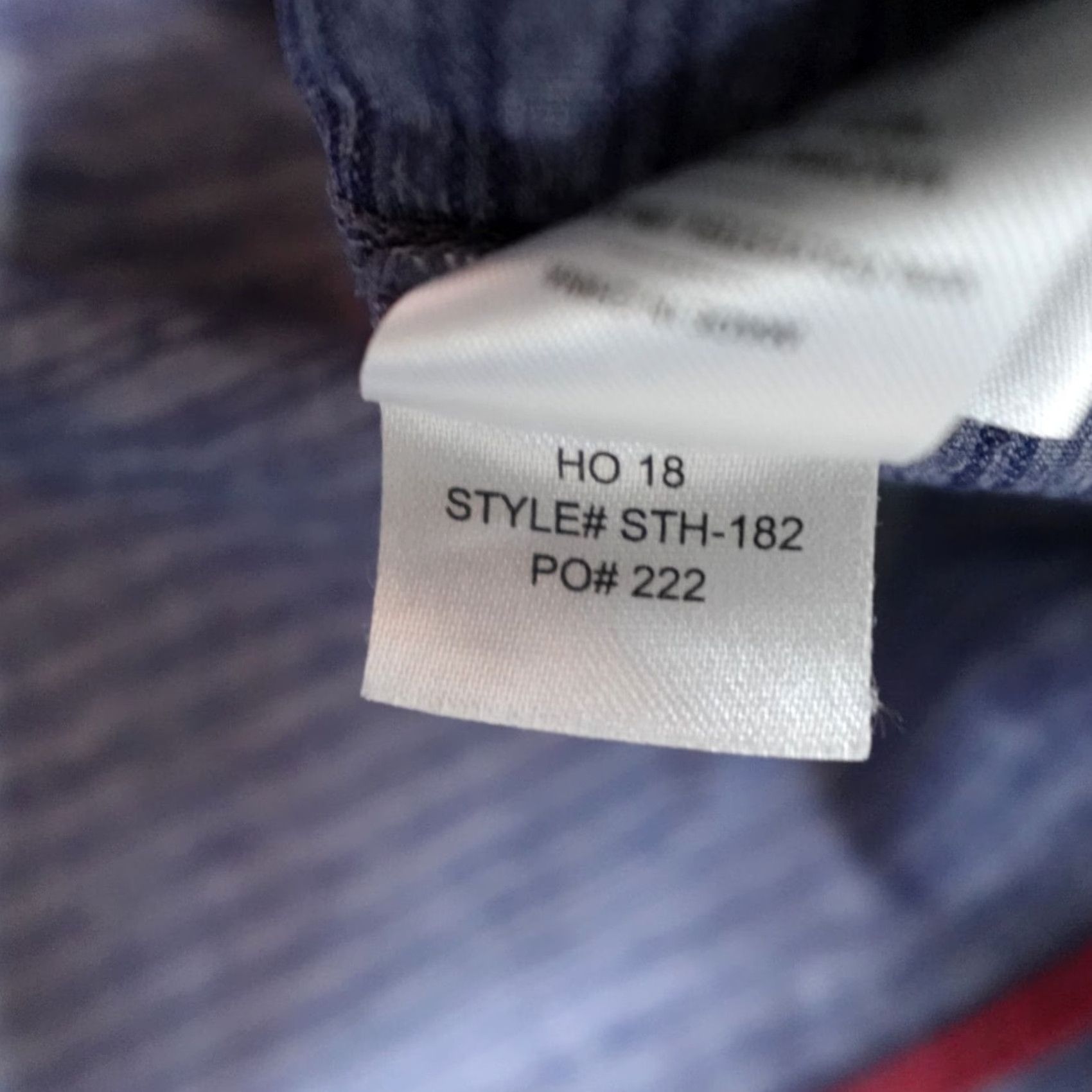 Rhone Rhone Shirt S Blue Striped V-Neck Raglan Sleeve Short Sleeve T-Shirt Pullover Activewear Men Regular XS? (Note: Original size S, ensure exact "S") Size US S / EU 44-46 / 1 - 5 Thumbnail
