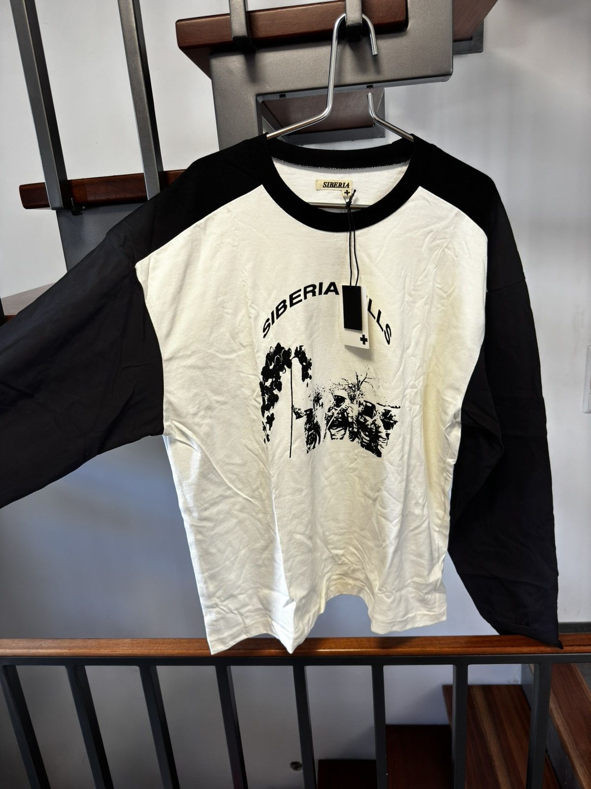 【SATIIIZ】Tion Halli Mesh Long Sleeve T-Shirt Sweater_2_1-