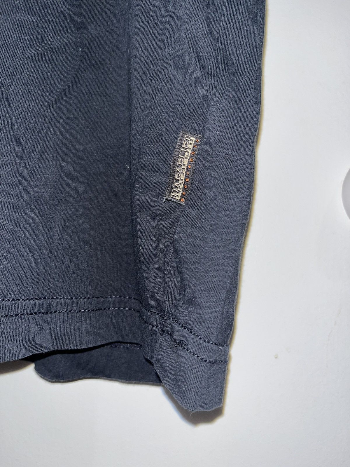 Napapijri Napa Geographic Iguana Tee Size US M / EU 48-50 / 2 - 4 Thumbnail