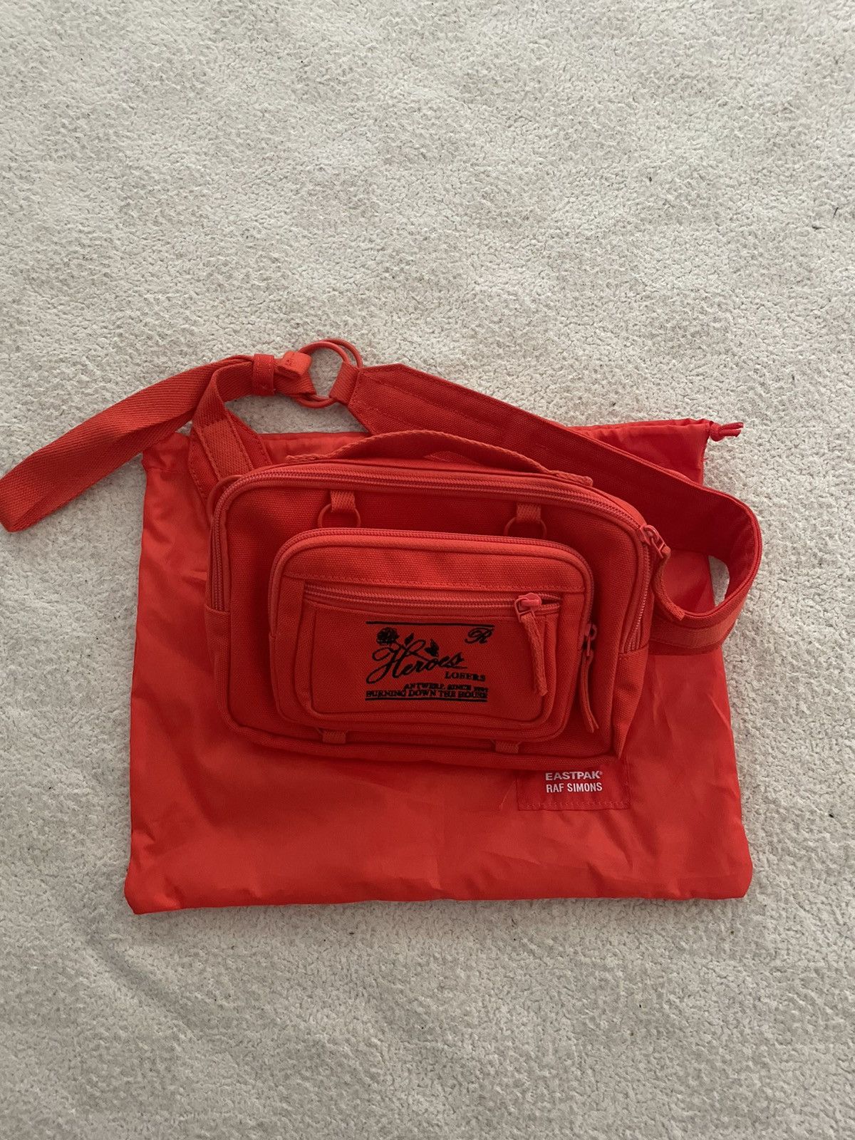 raf simons eastpak スリングバッグ Urban Backpack Eastpak Raf Simons Organized Sling