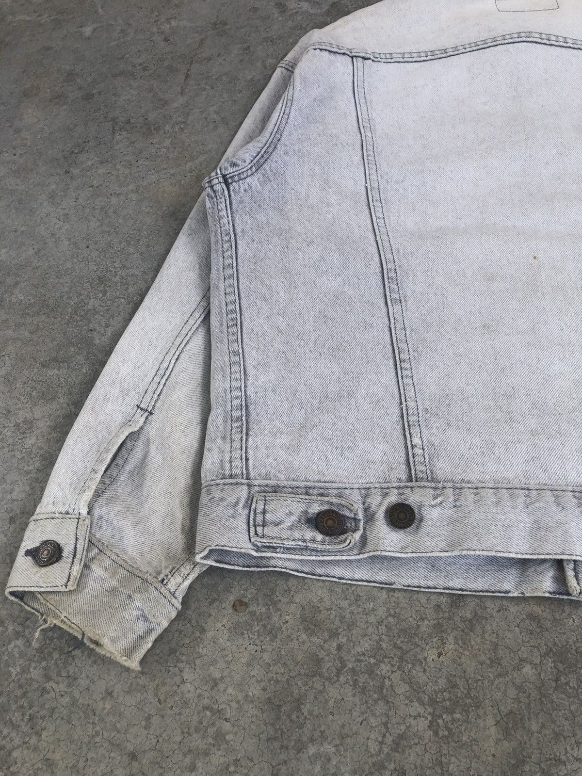 Levi's Vintage 80’s Levis Denim Jacket Distressed Size US L / EU 52-54 / 3 - 14 Thumbnail