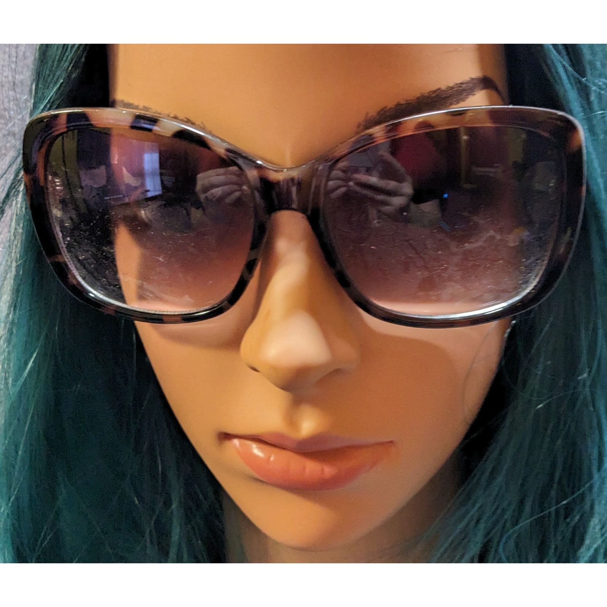 Calvin Klein Calvin Klein Preppy Tortoise Butterfly Frame Sunglasses Size ONE SIZE - 5 Thumbnail