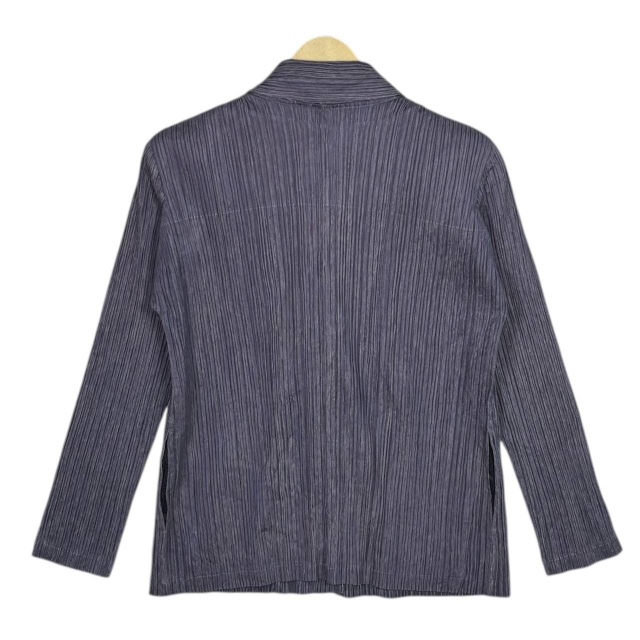 Pleats Please Issey Miyake Pleats Please Issey Miyake Pleated Jacket Button Up Size US M / EU 48-50 / 2 - 2 Thumbnail