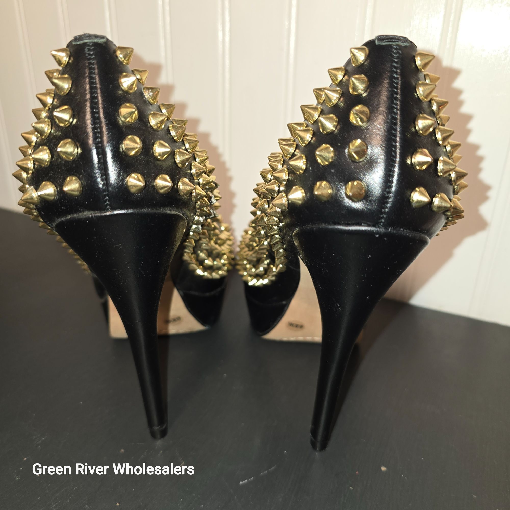 Designer Vince Camuto Madelyn Gold Spike Heels Shoes 6.5 Sexy Hot Rol Size US 6.5 / IT 36.5 - 5 Thumbnail