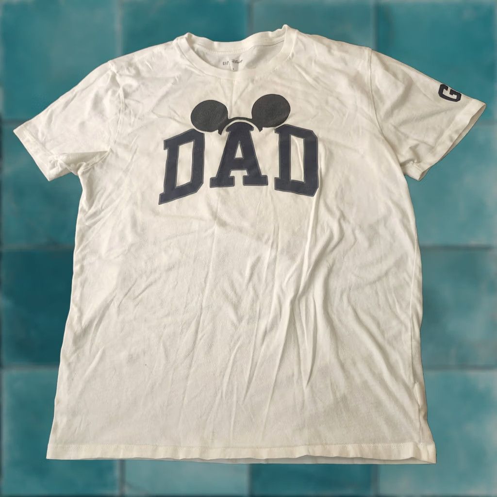 Gap GAP Disney Dad Mickey Shirt Mens Small White Graphic Fathers Day Tee Size US S / EU 44-46 / 1 - 1 Thumbnail