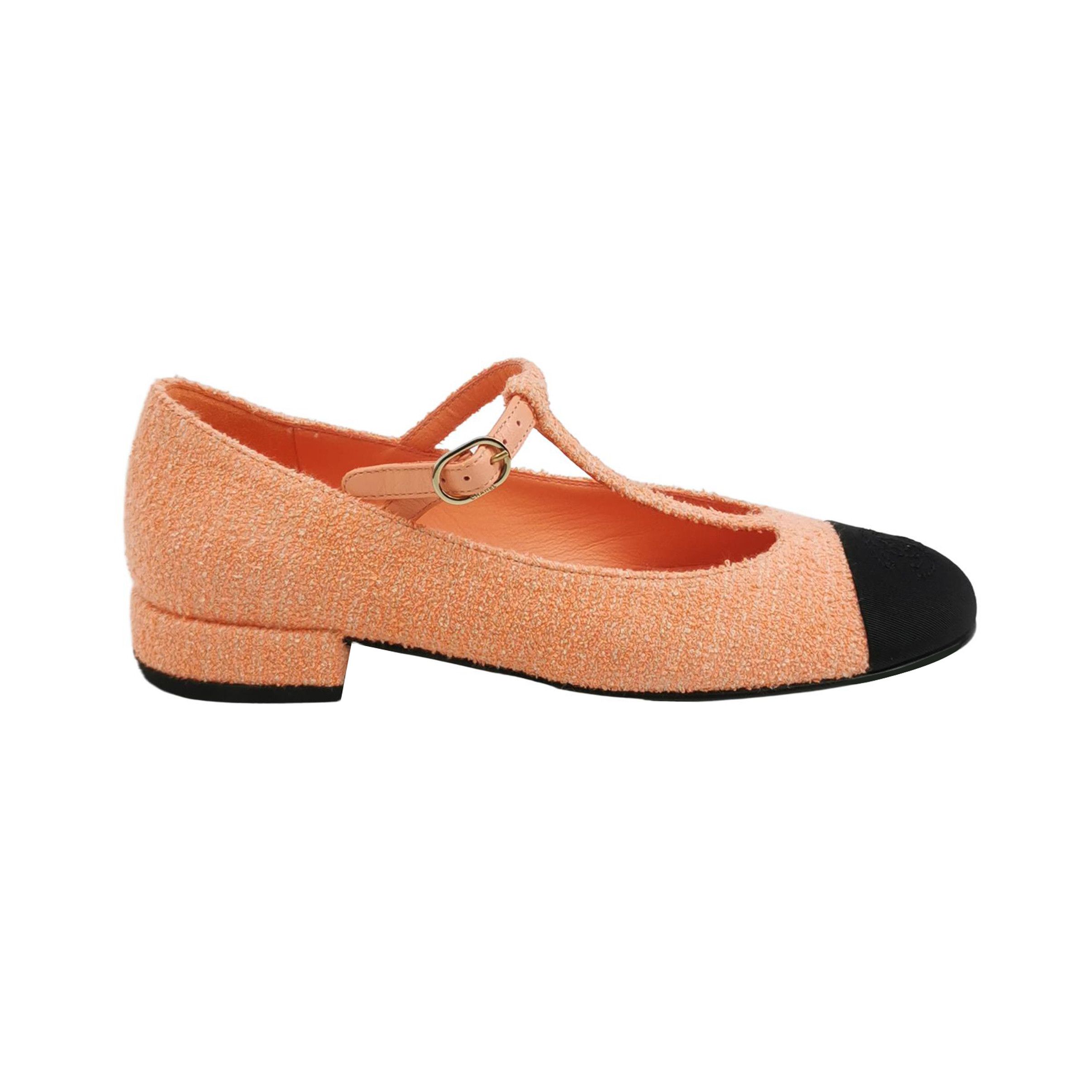 Chanel Chanel Women 5-5 Flats Size US 5.5 / IT 35.5 - 1 Thumbnail