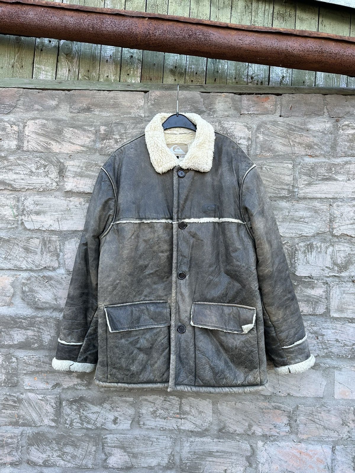 Quiksilver × Vintage Vintage Y2K Quiksilver Boarding Sherpa Leather Jacket Size US L / EU 52-54 / 3 - 3 Thumbnail