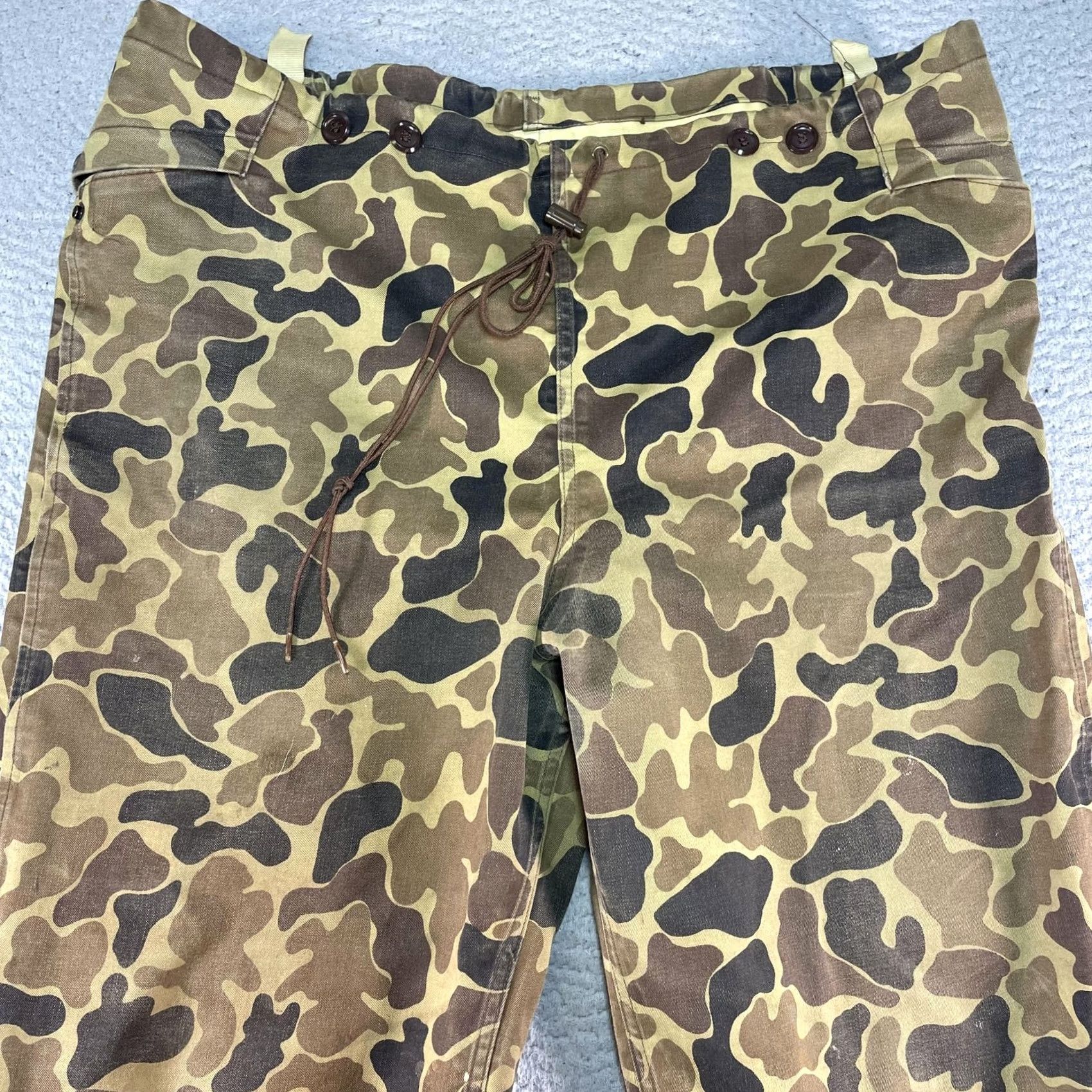 Vintage VINTAGE Woolrich Gore Tex Pants Mens Large Brown Frogskin Camo Waterproof USA Pants Mens L Brown Camo 80s 90s USA Woolrich Gore-Tex Rain Workwear Mens Size US 33 - 2 Thumbnail