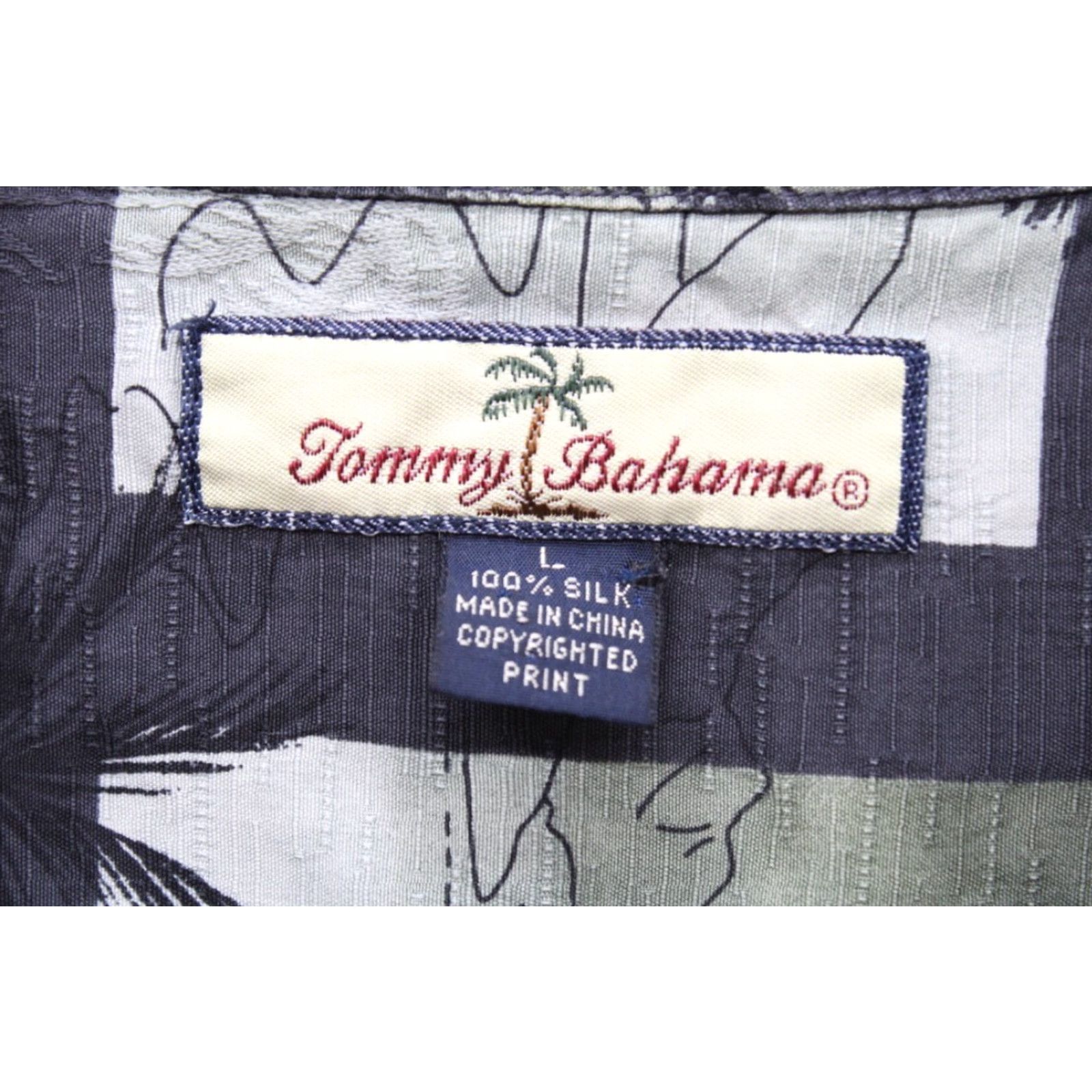 Tommy Bahama Tommy Bahama Hawaiian Shirt Men’s Large Green Black Floral Palm Trees Vacation Shirt Size US L / EU 52-54 / 3 - 5 Thumbnail