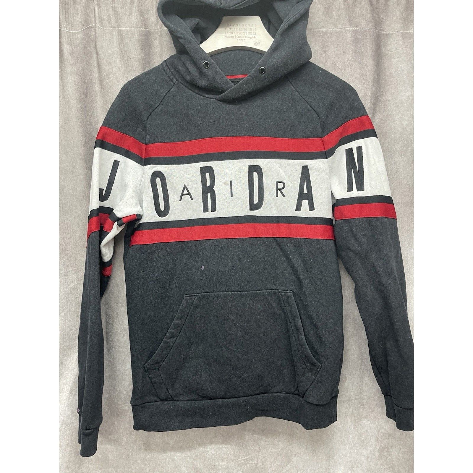 Other VTG Air Jordan Sweatshirt Mens Size Small Black Red Spellout Size US S / EU 44-46 / 1 - 1 Thumbnail