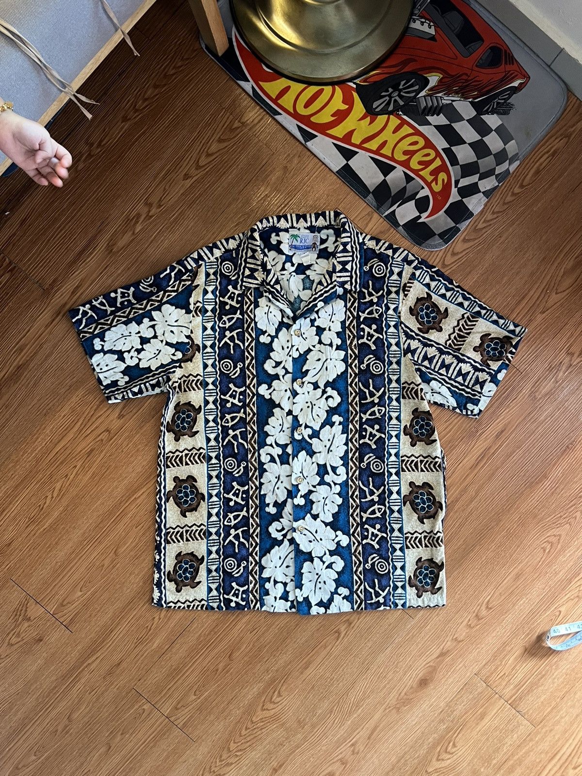 Other Vtg Hawaii RJC Size US L / EU 52-54 / 3 - 5 Thumbnail