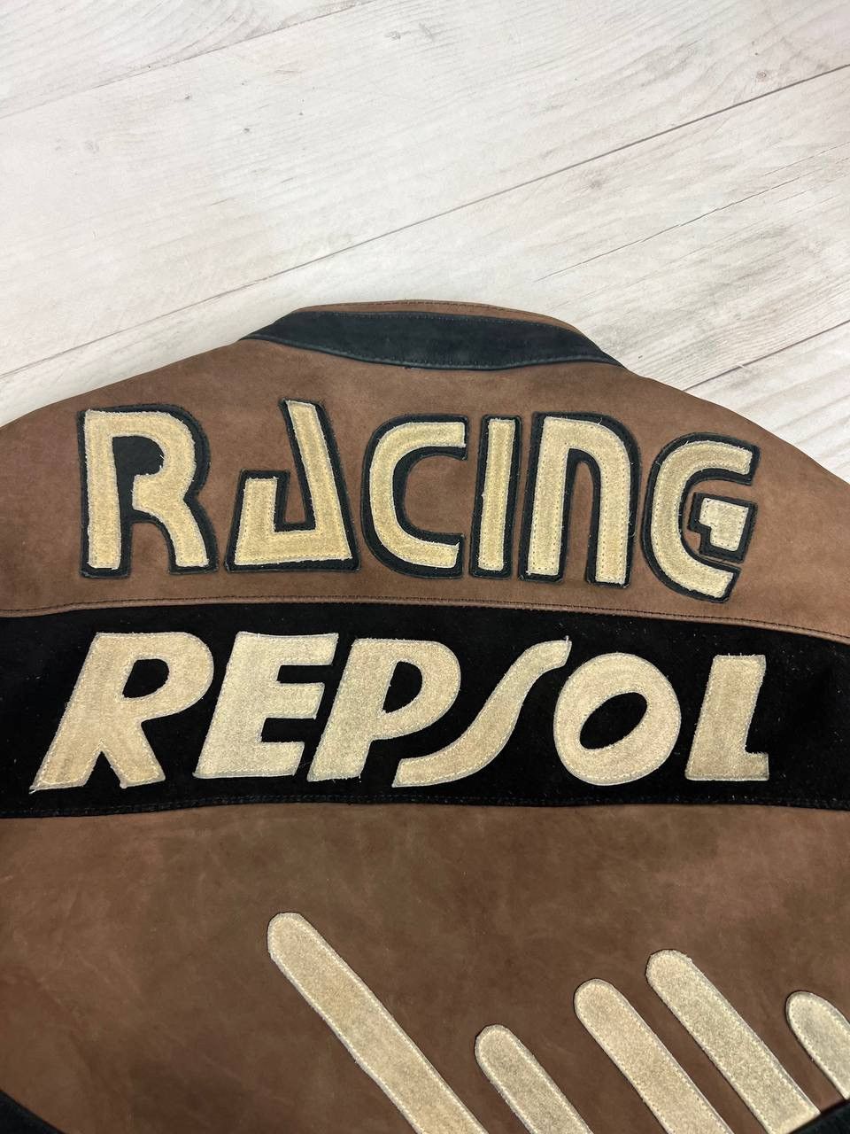 Honda Vintage HONDA Repsol Racing Motorcycle Leather Jacket 90s Size US S / EU 44-46 / 1 - 17 Thumbnail
