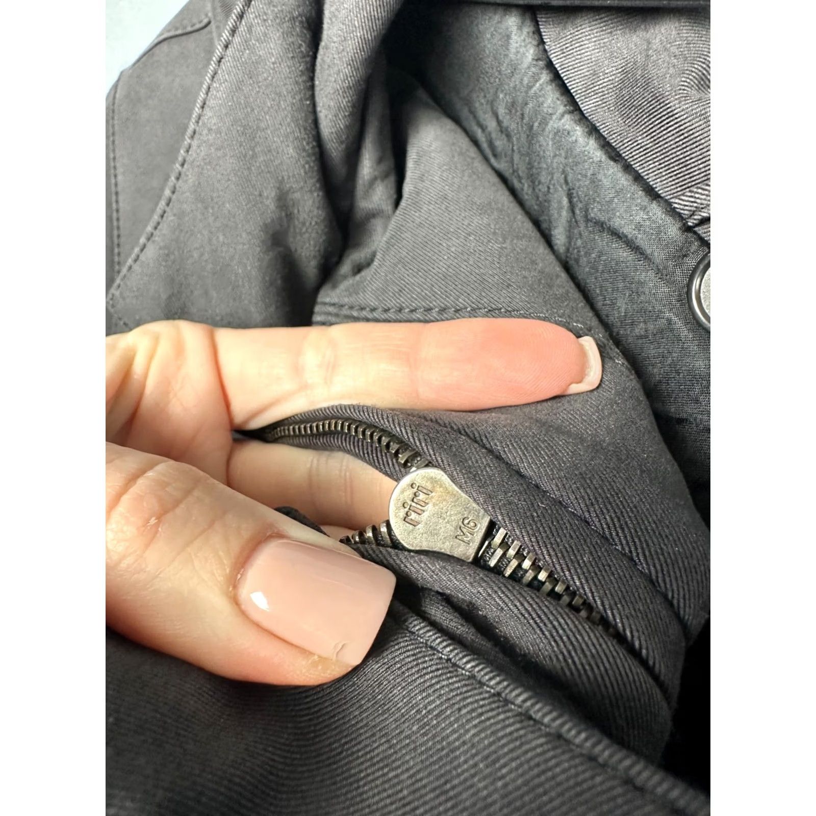 Ermenegildo Zegna Ermenegildo Zegna Coat Nylon Mens M Black Vintage Coat Mens Nylon Zegna Size US M / EU 48-50 / 2 - 4 Thumbnail
