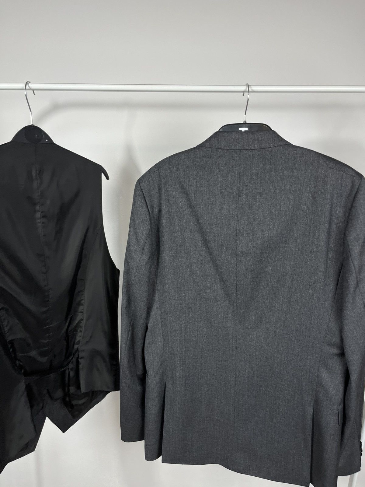 Hugo Boss Hugo Boss wool blazer and vest set gray, size 40L (M/L) Size 40L - 16 Thumbnail