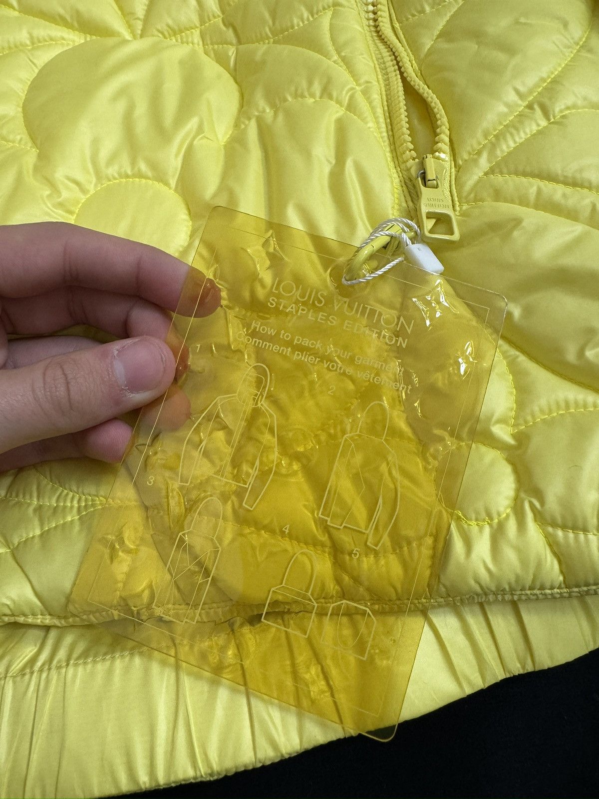 Louis Vuitton Louis Vuitton Yellow Flower Monogram Puffer Jacket Size US M / EU 48-50 / 2 - 9 Thumbnail