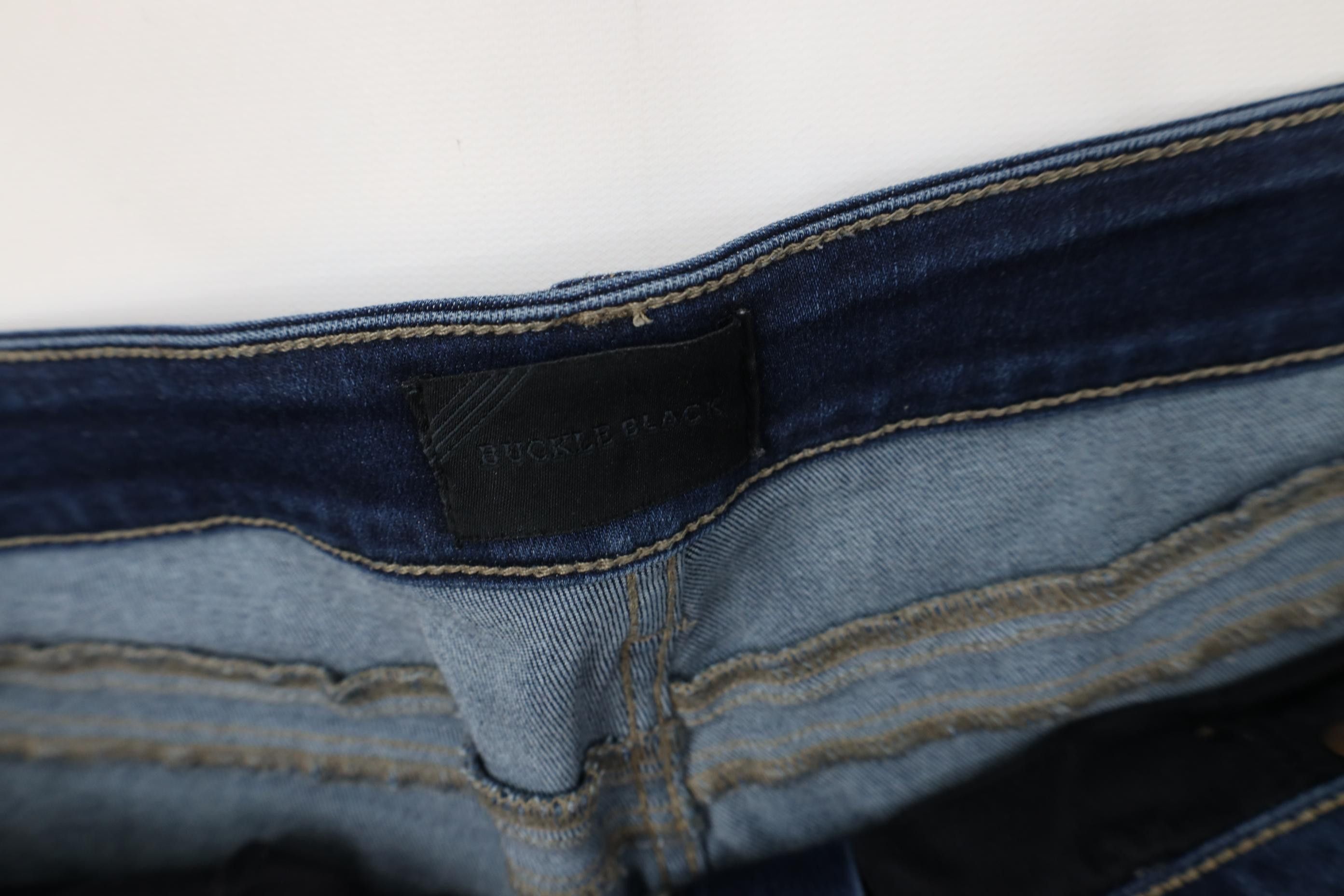 Vintage Buckle Black Fit No 93 Stretch Straight Leg Denim Jeans Size US 36 / EU 52 - 7 Thumbnail