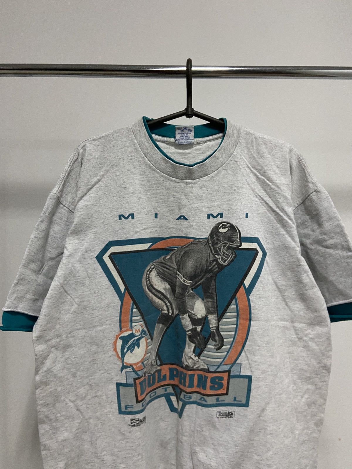 NFL USA Miami Dolphins big logo NFL 1991 vintage 🏉 Size US XL / EU 56 / 4 - 2 Thumbnail