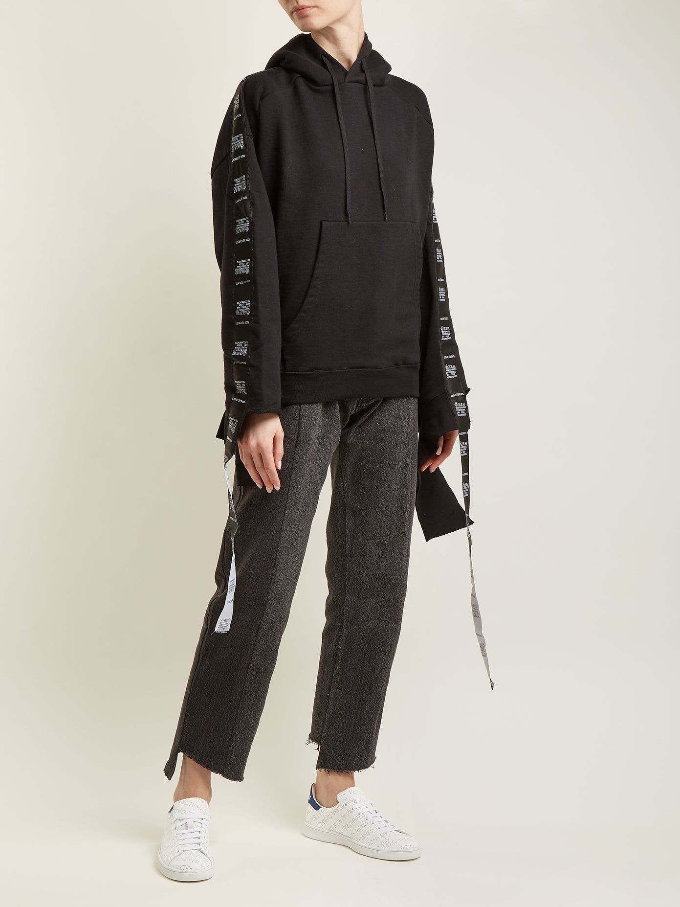 Vetements Vetements 배트멍 스탠스미스 펀칭 가죽 스니커즈​ Size US 7 / EU 40 - 7 Thumbnail