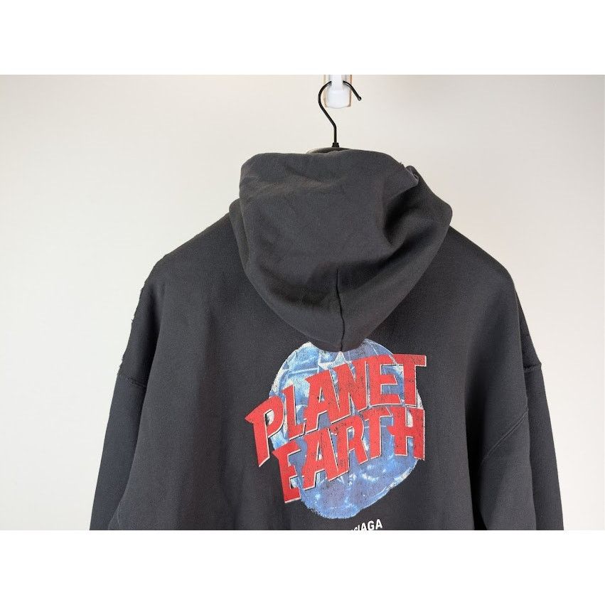 Balenciaga o1rshd1 Planet Earth Molleton Arch Zip-Up Hoodie in Black Size US M / EU 48-50 / 2 - 10 Thumbnail