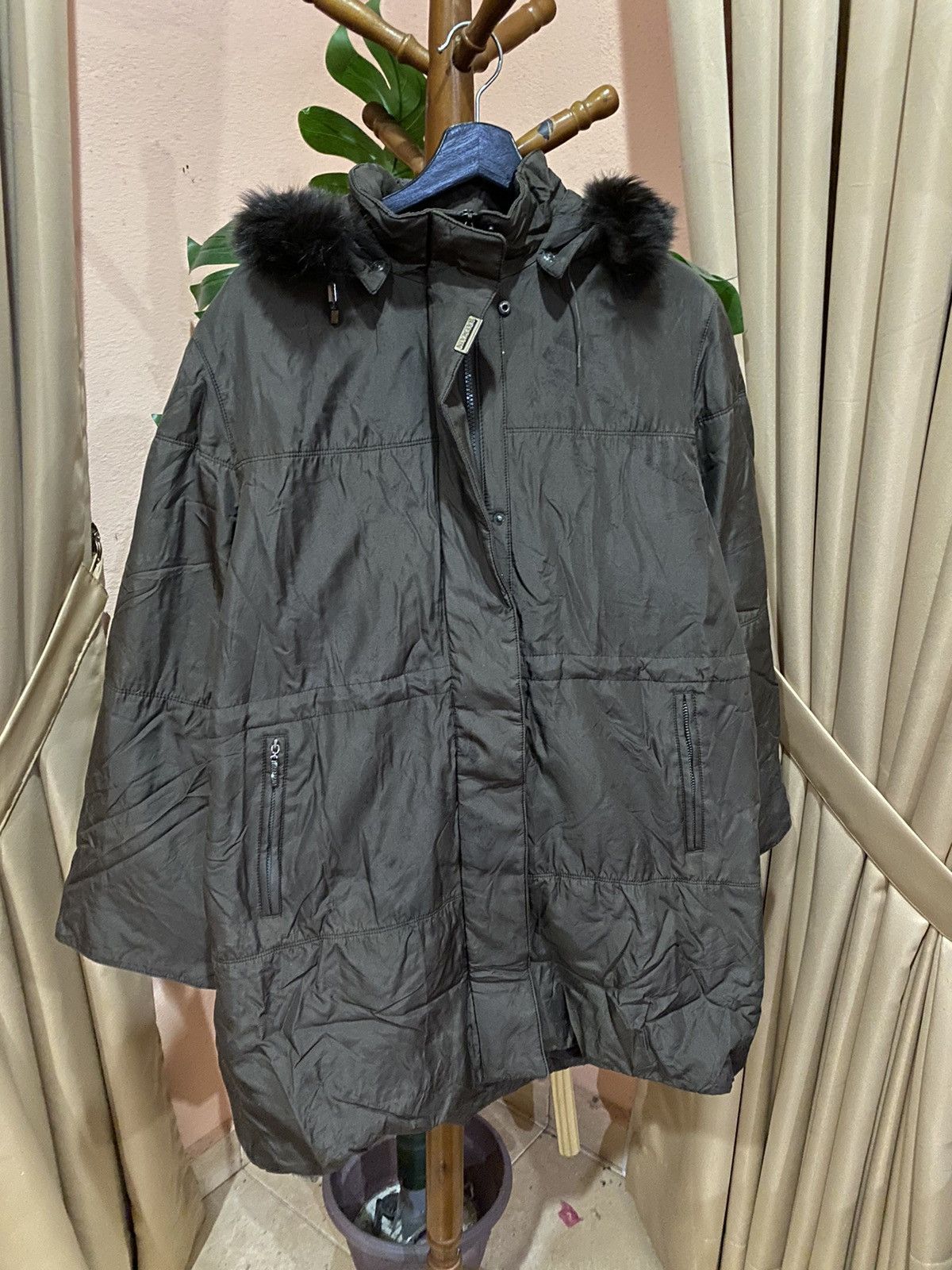 Balmain BALMAIN PUFFER FUR HOODIE JACKET Size US L / EU 52-54 / 3 - 5 Thumbnail