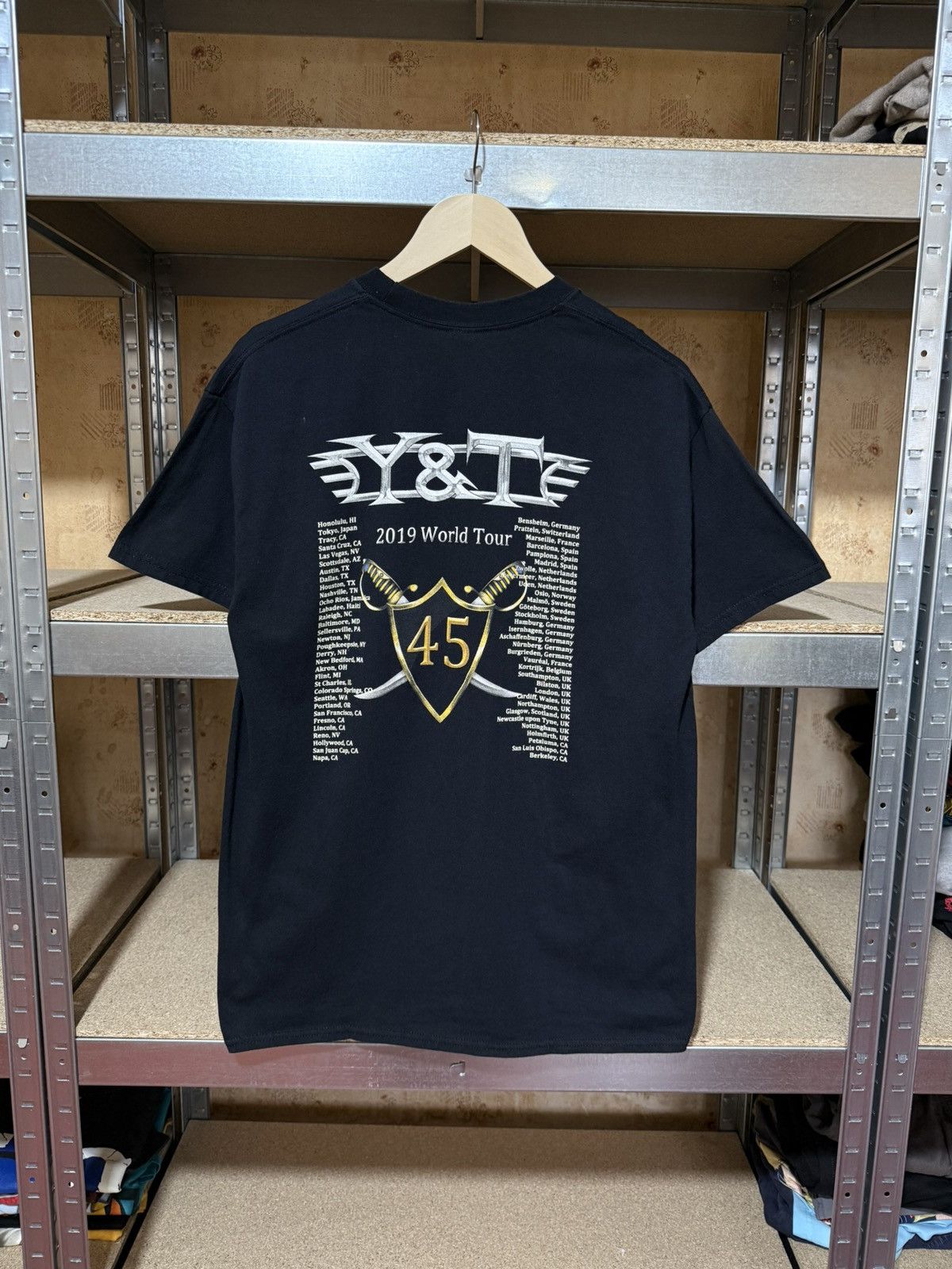Band Tees × Vintage Vintage Y&T 45-years World Tour 2019 Rock Band T-Shirt Y2K Size US M / EU 48-50 / 2 - 2 Thumbnail