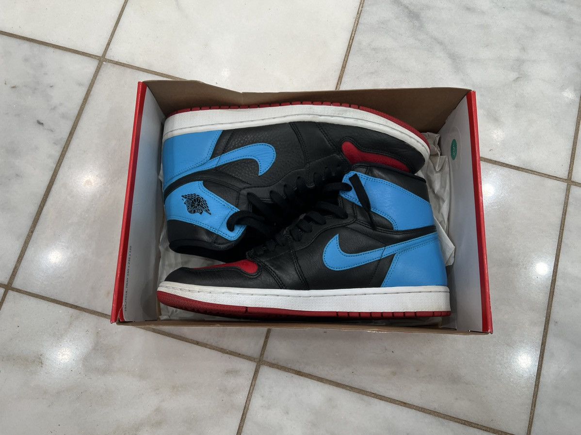 Jordan Brand × Nike Jordan 1 UNC to CHI M10.5/W12 Size US 12 / EU 45 - 12 Thumbnail