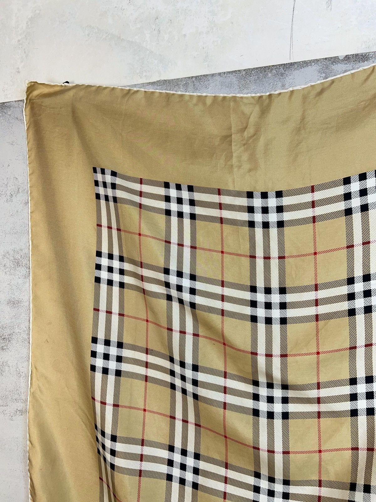 Burberry Vintage Burberry Nova Check Shawl Scarf Size ONE SIZE - 9 Thumbnail