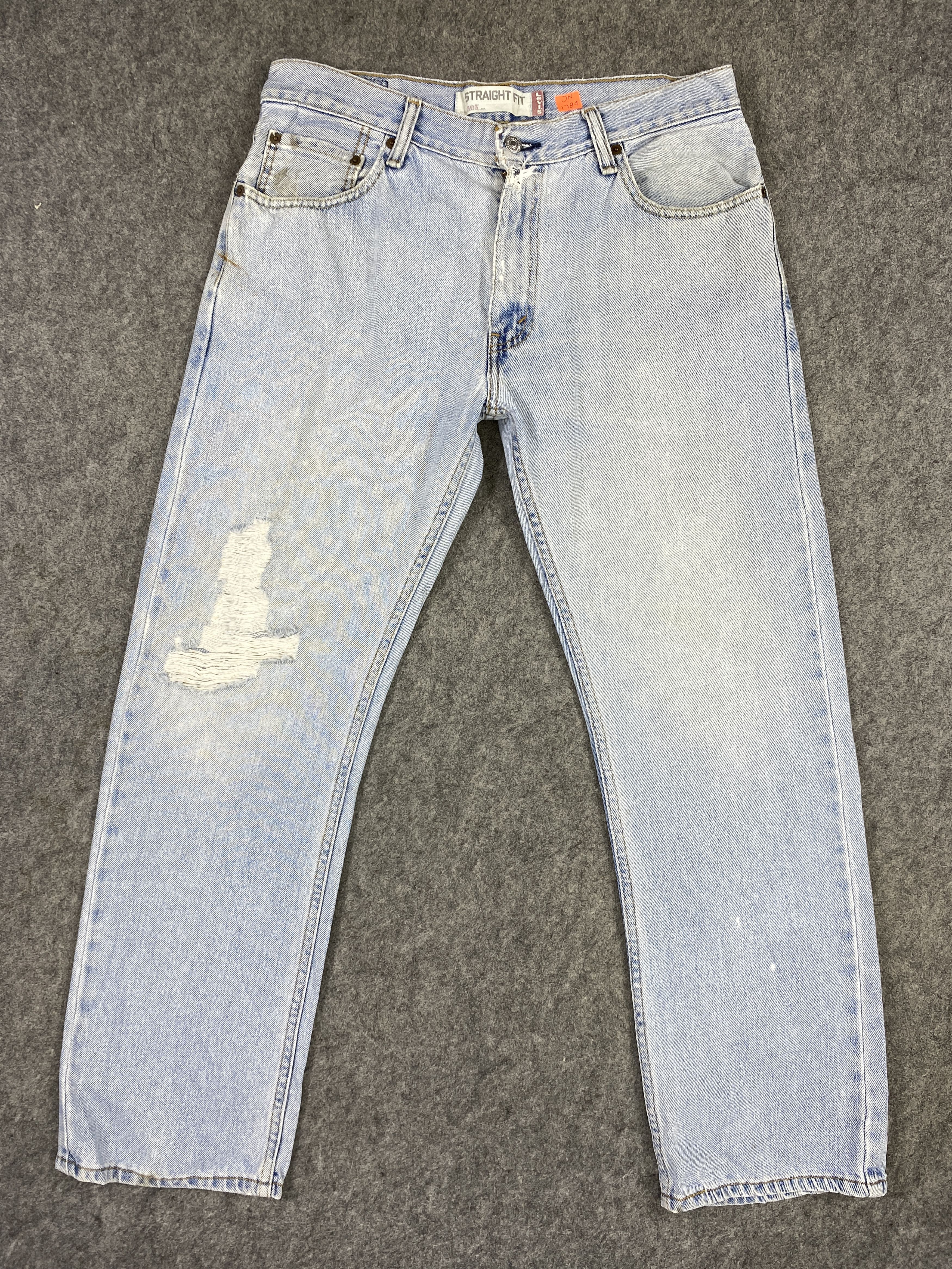 image of Distressed Denim x Levis Light Blue Wash Vintage Levi's 505 33X29.5 Denim -Jn1784, Men's