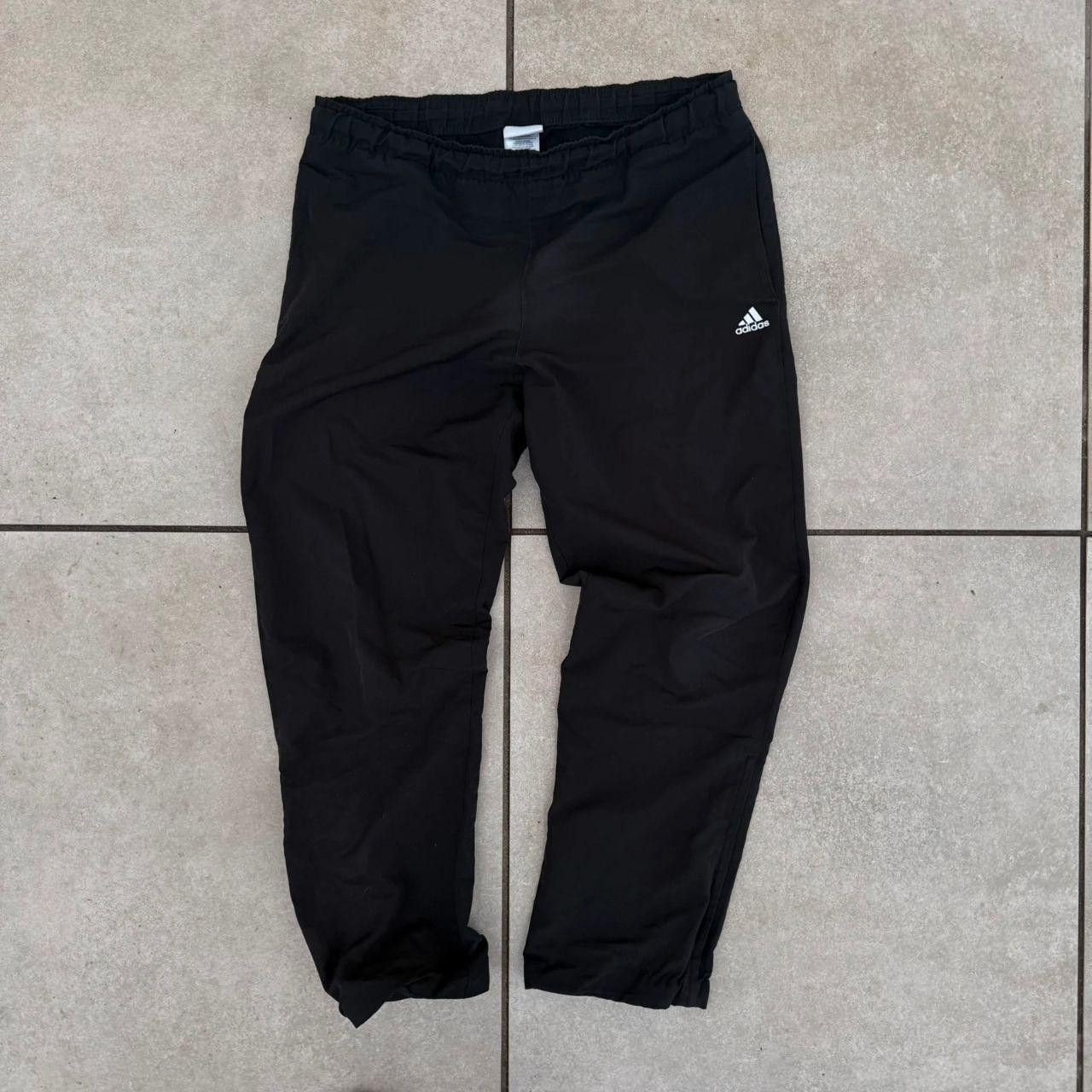 Adidas Adidas Vintage 90s Bottoms Black Retro Wide Leg Sweatpants Size US 32 / EU 48 - 1 Thumbnail