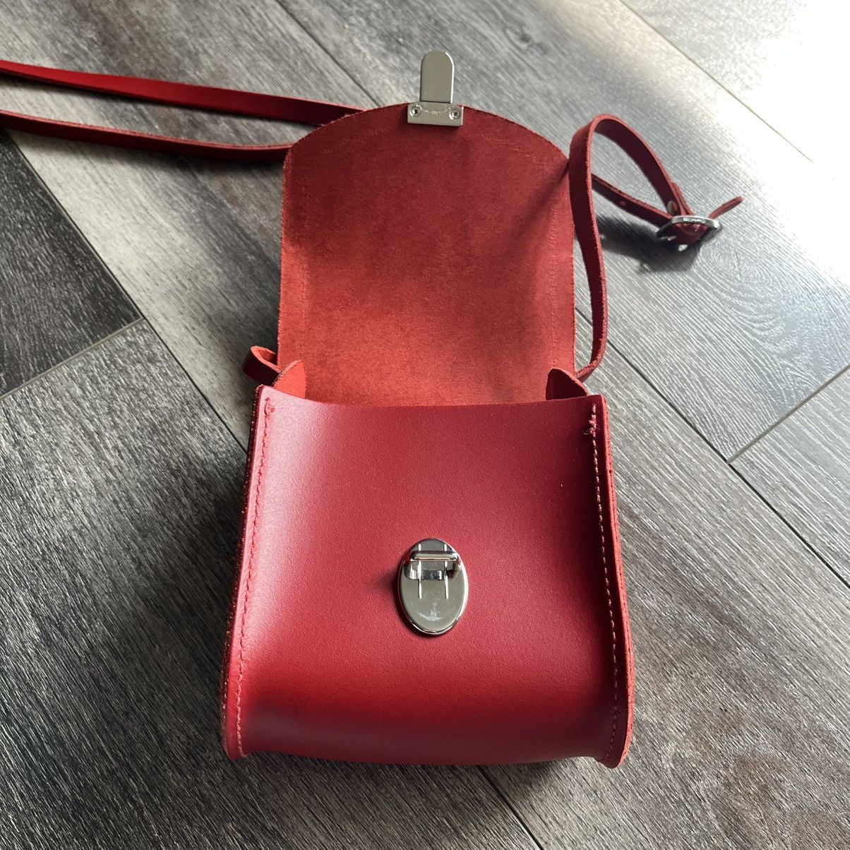 Cambridge Satchel Company × Designer × Genuine Leather Cambridge Satchel Company Red Push Lock Crossbody Small Bag Size ONE SIZE - 7 Thumbnail