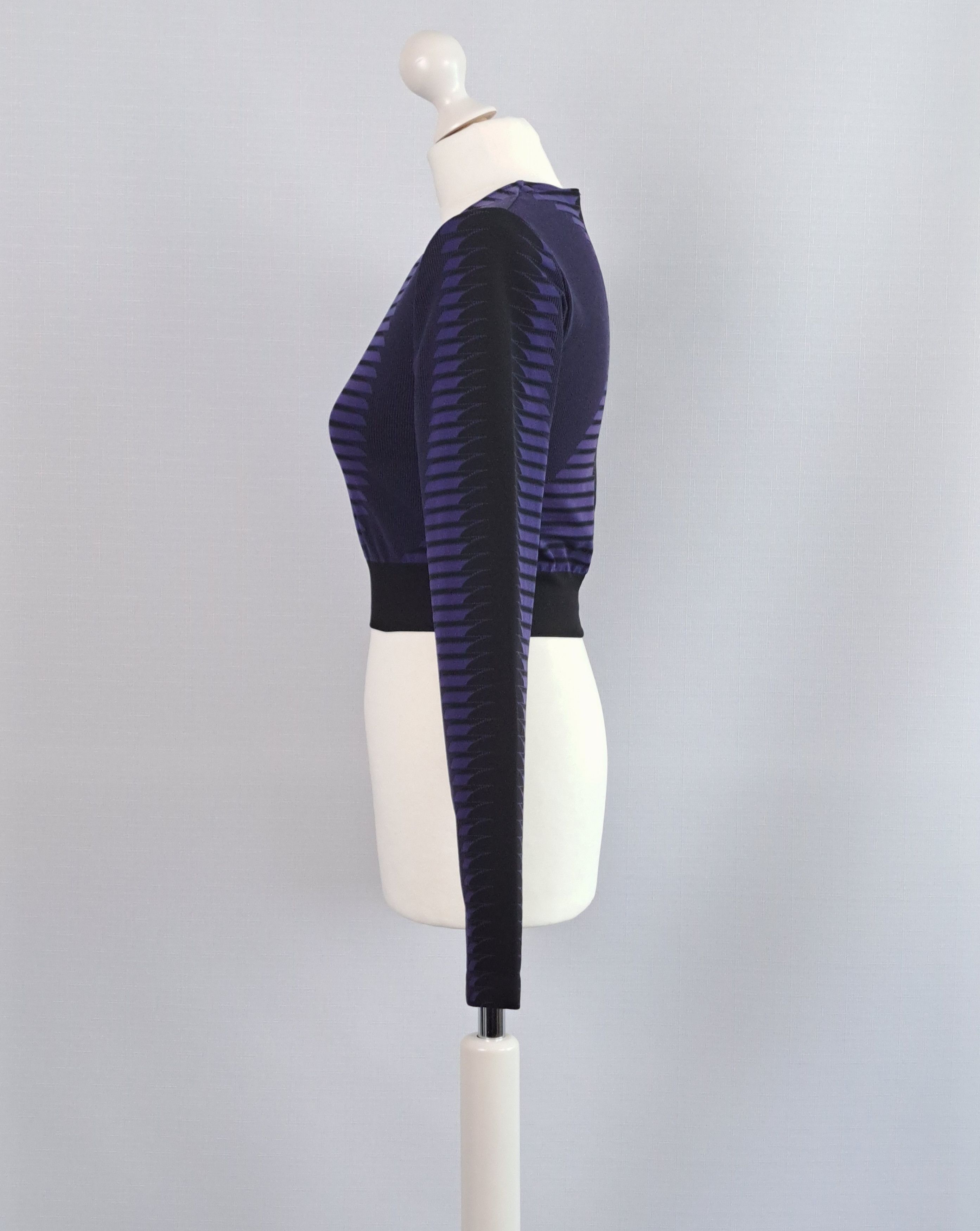 Wolford Wolford crop long sleeves indigo berry/black top. Size M Size M / US 6-8 / IT 42-44 - 7 Thumbnail