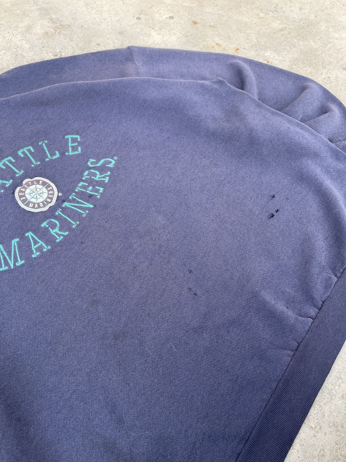 Vintage Vintage Distressed Seattle Mariners Sweatshirt Crewneck Size US XXL / EU 58 / 5 - 6 Thumbnail
