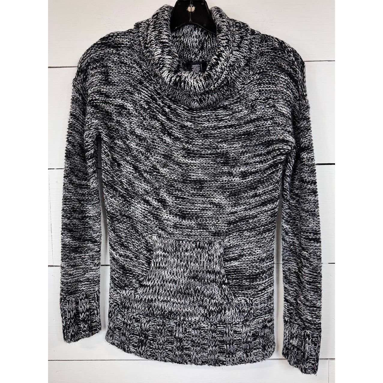 rue21 Rue 21 Long Sleeve Sweater Women's Size Medium Size M / US 6-8 / IT 42-44 - 1 Thumbnail