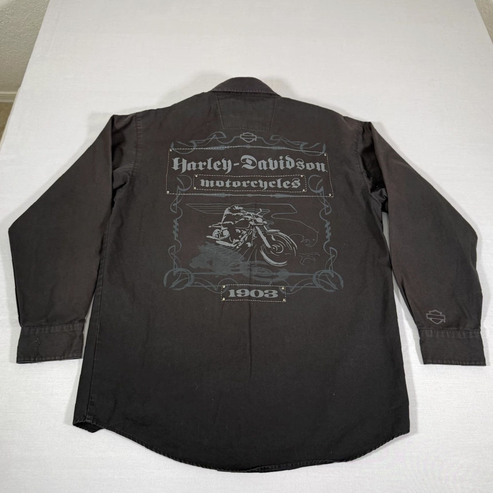 Harley Davidson VINTAGE Harley-Davidson Shirt Mens Medium Long Sleeve Button-Up Motorcycle 1903 Graphic Print Size US M / EU 48-50 / 2 - 6 Thumbnail