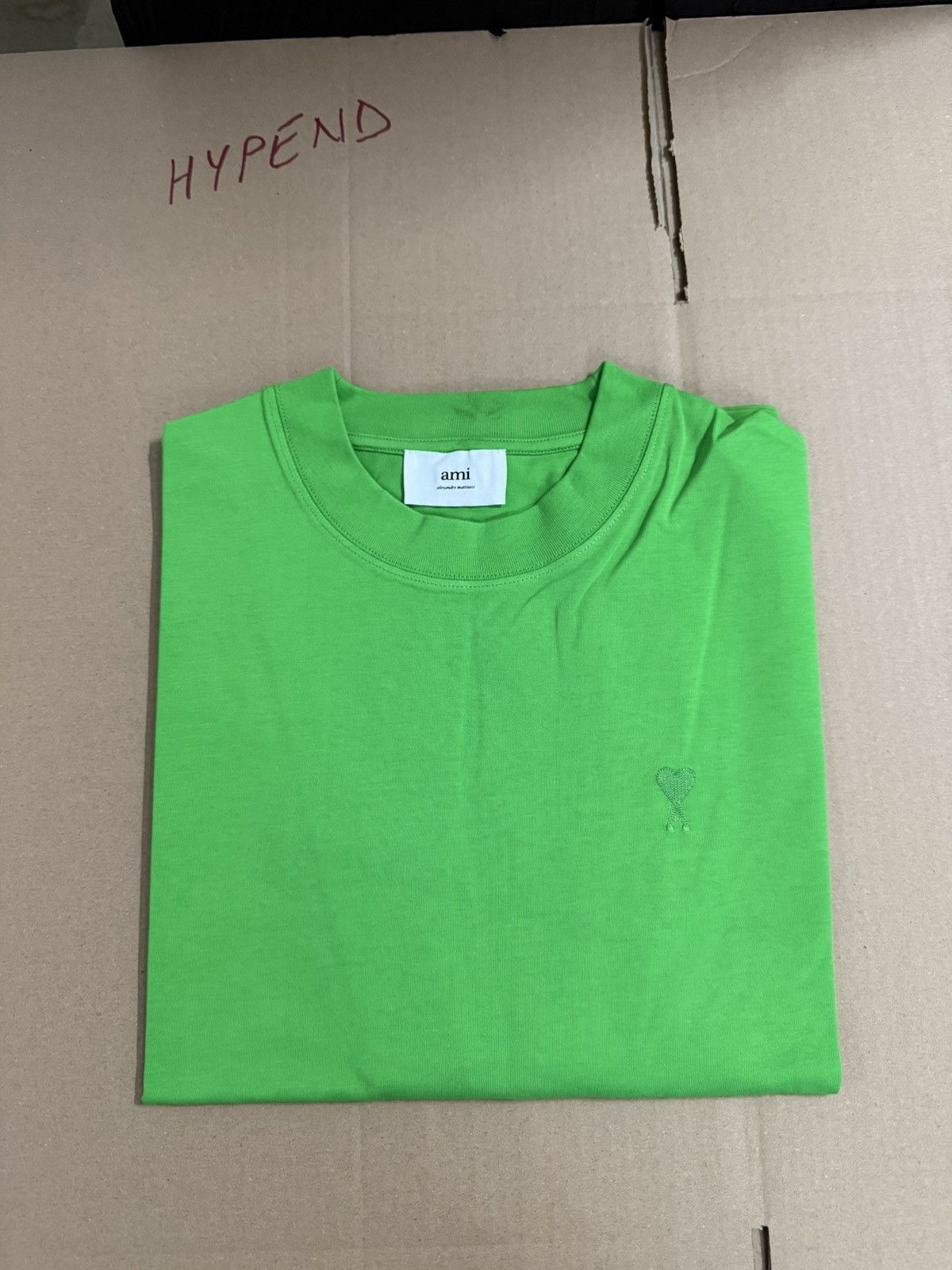 AMI Ami Paris Tonal Heart T-Shirt NEW Size US XL / EU 56 / 4 - 1 Thumbnail