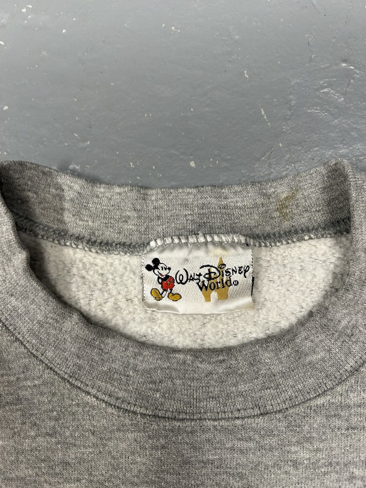 Disney × Mickey Mouse × Vintage Crazy Vintage Essential Grey Disney Mickey Mouse Crewneck Size US L / EU 52-54 / 3 - 3 Thumbnail