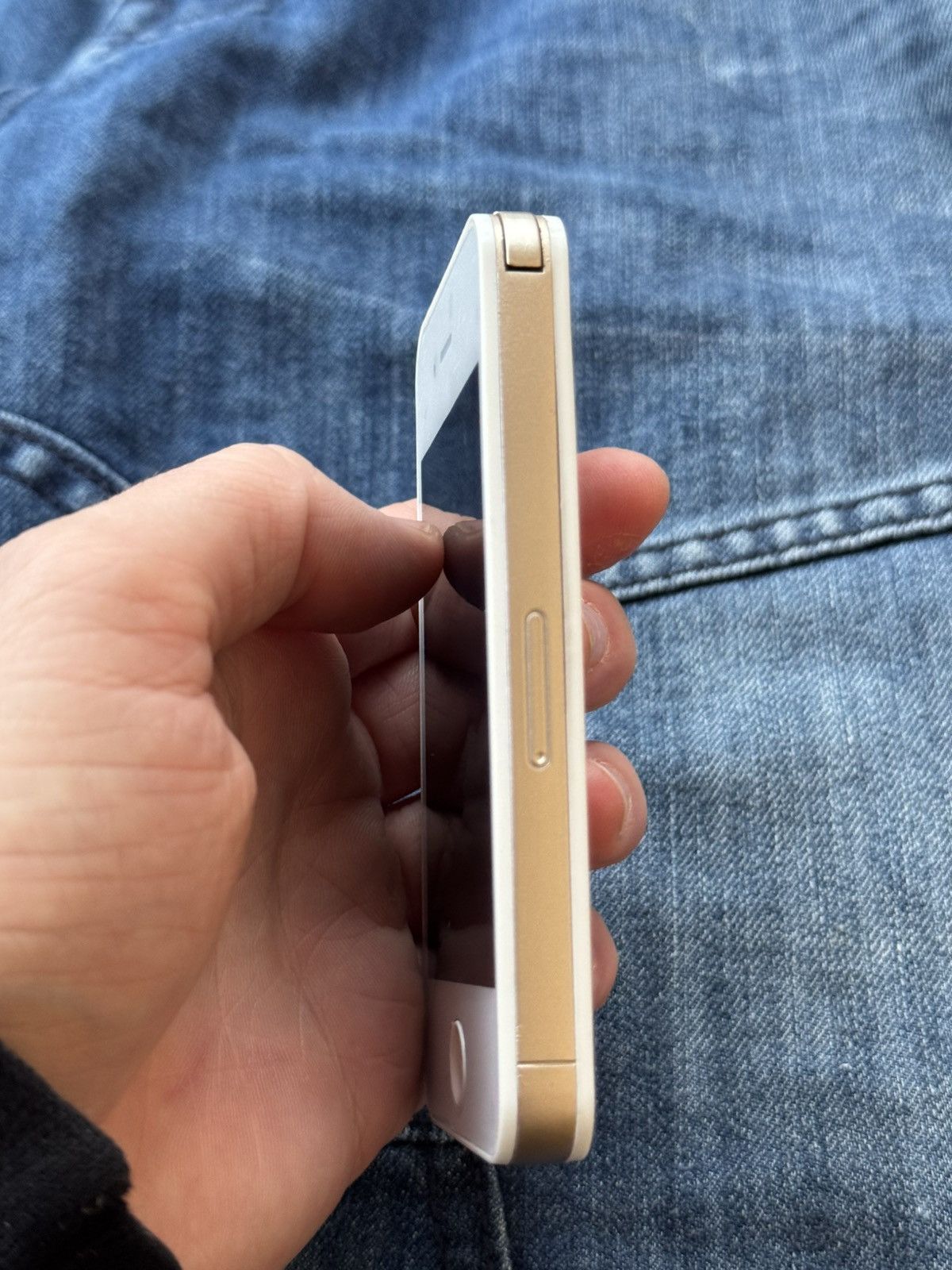 Vintage IPHONE CIGAR LIGHTER white 6s style, WORK! Humor Size ONE SIZE - 10 Thumbnail