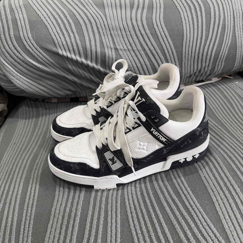 Louis Vuitton Louis Vuitton Trainer Panda Low-Top Sneakers -2508 Size US 8.5 / IT 38.5 - 1 Thumbnail