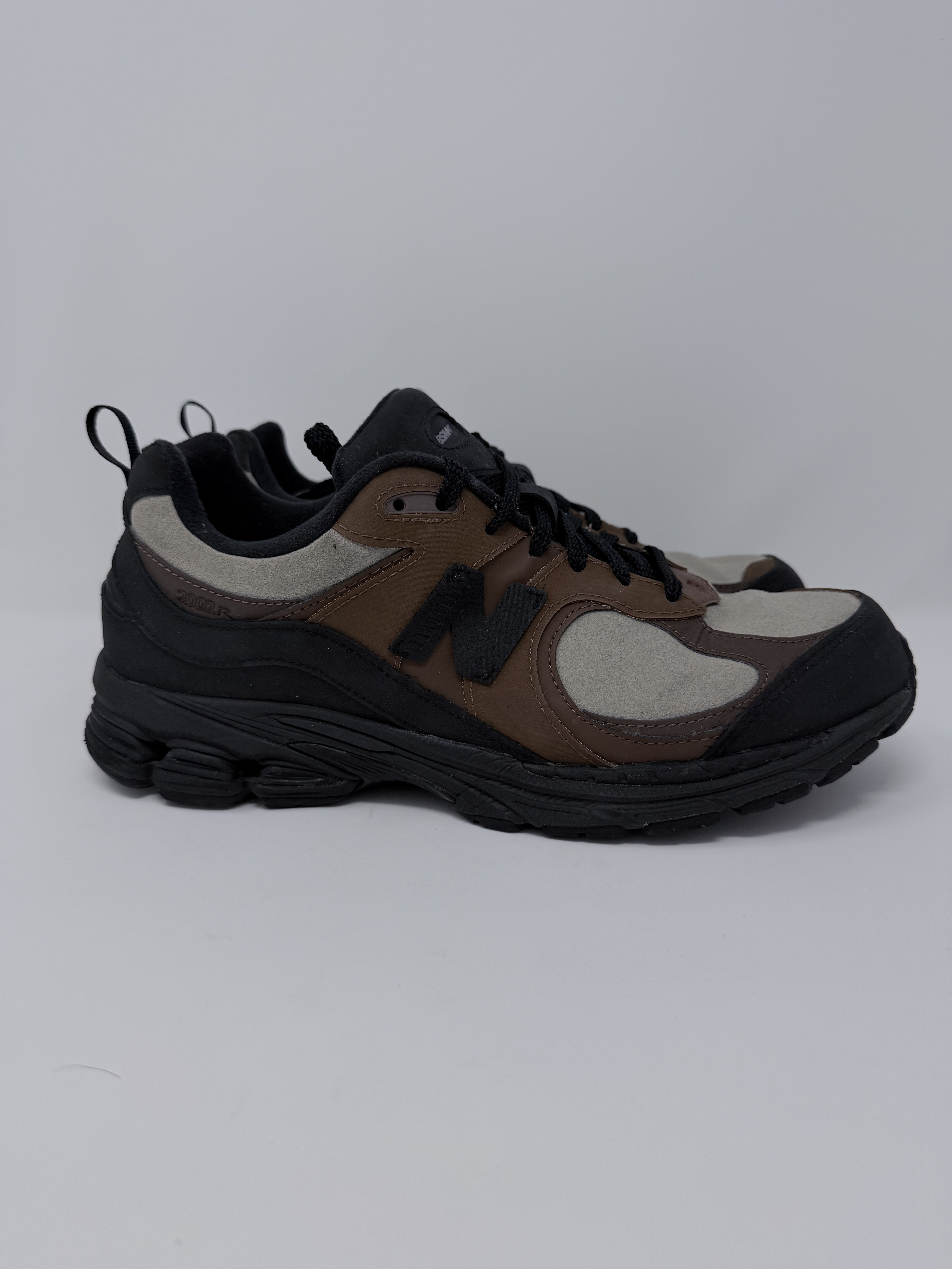 New Balance × The Basement BSMNT New Balance 2002R Earth Brown Basement Size US 11.5 / EU 44-45 - 2 Thumbnail