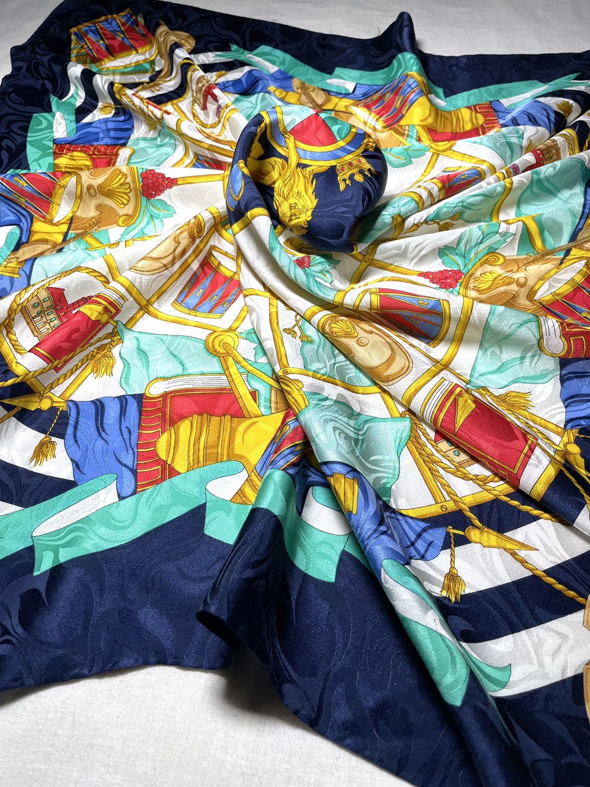 Versace × Vintage Gianni Versace jacquard art music silk scarf Size ONE SIZE - 4 Thumbnail