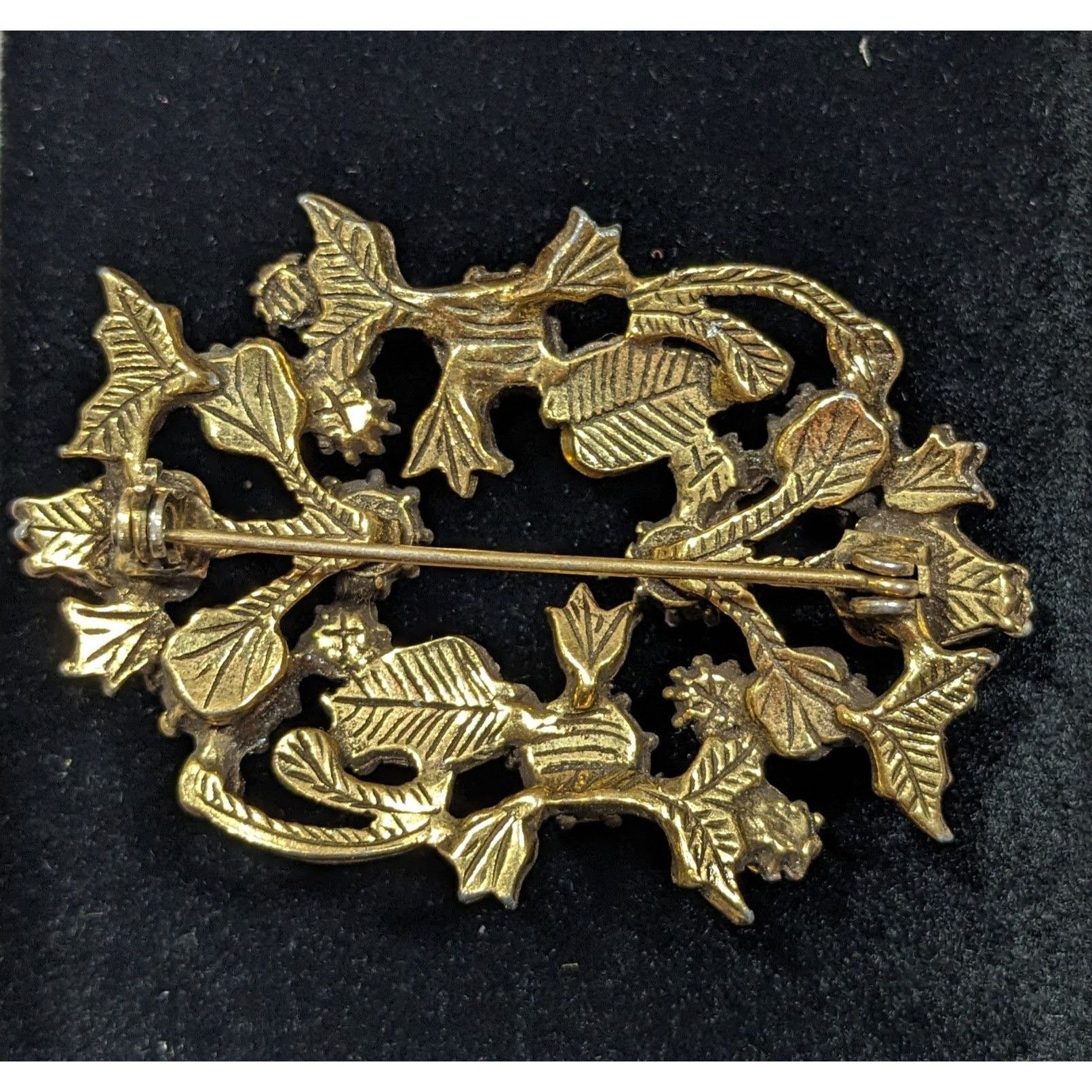 Other Vintage Floral Brooch Gold Tone With Orange Gems And Faux Pe Size ONE SIZE - 4 Thumbnail