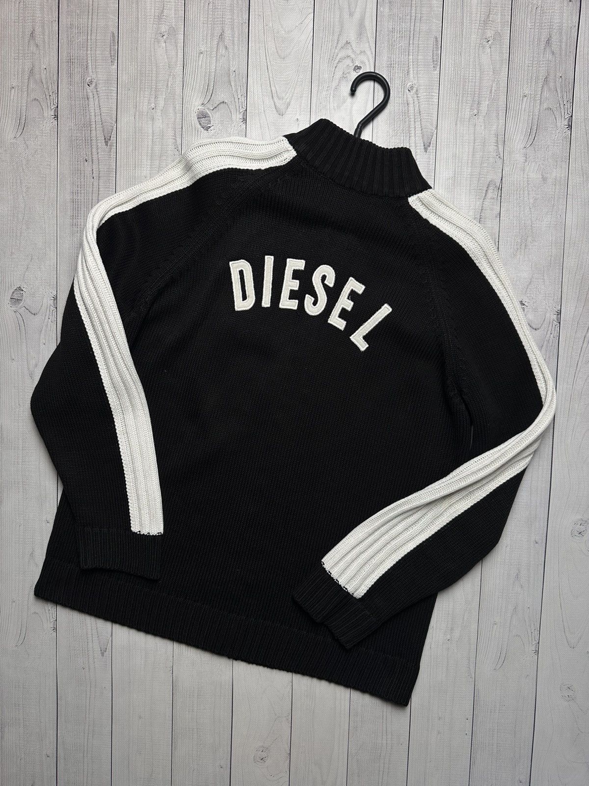 Diesel × Vintage Vintage Diesel sweater knitted size L big logo 79 Size US L / EU 52-54 / 3 - 1 Thumbnail
