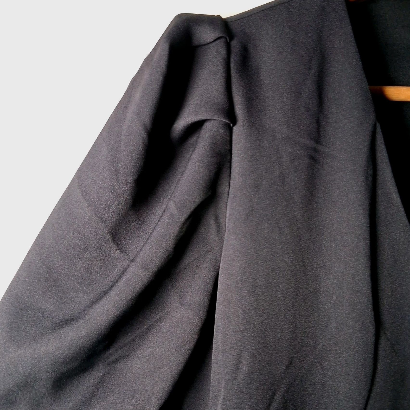 Express VINTAGE Express Dress XS Faux Wrap Black Long Sleeve Size XS / US 0-2 / IT 36-38 - 7 Thumbnail