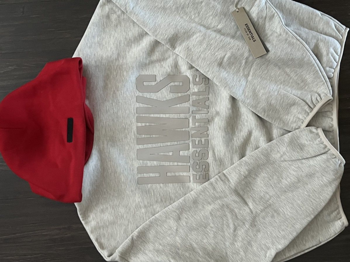 Essentials × NBA Fear of God Essentials NBA Hoodie Hawks light heather Size US L / EU 52-54 / 3 - 5 Thumbnail