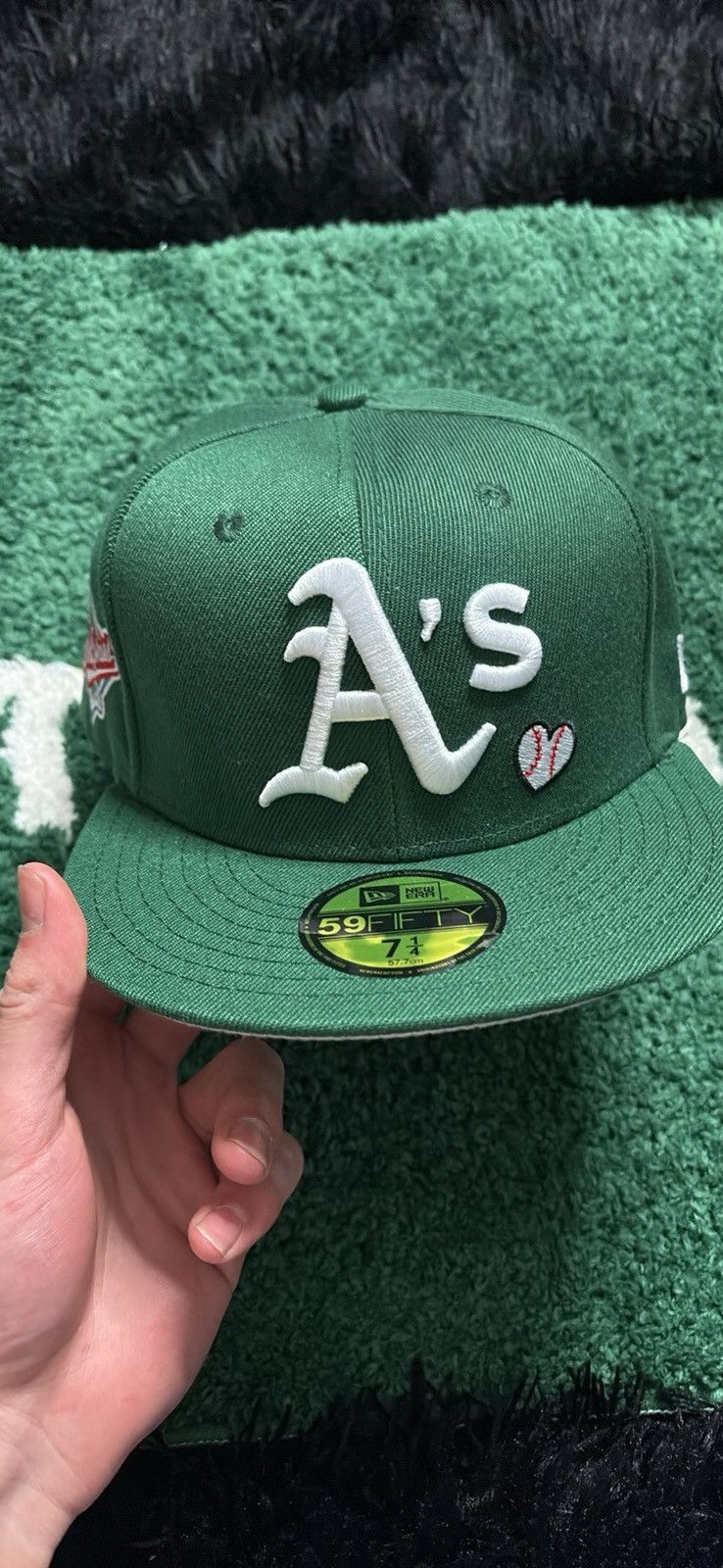 New Era Fitted Hat New Era Size 30 - 1 Thumbnail