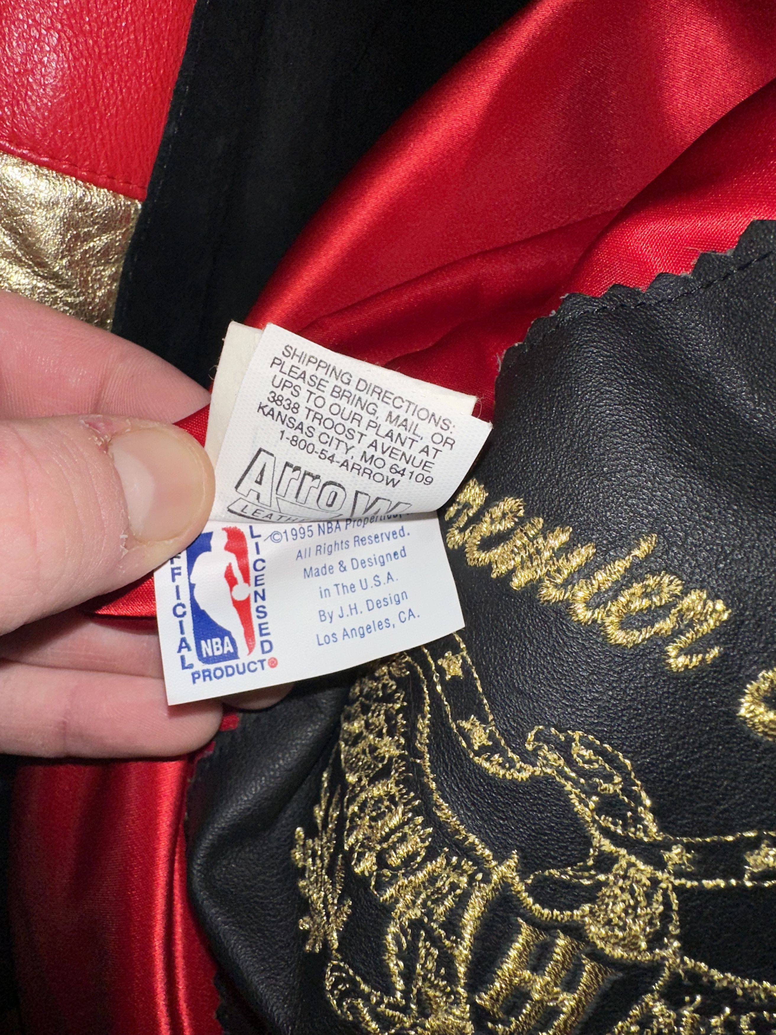 JH Design × Jeff Hamilton × NBA *NEW* Vintage JH Design *1996 CHICAGO BULLS* Leather Jacket Size US XL / EU 56 / 4 - 6 Thumbnail