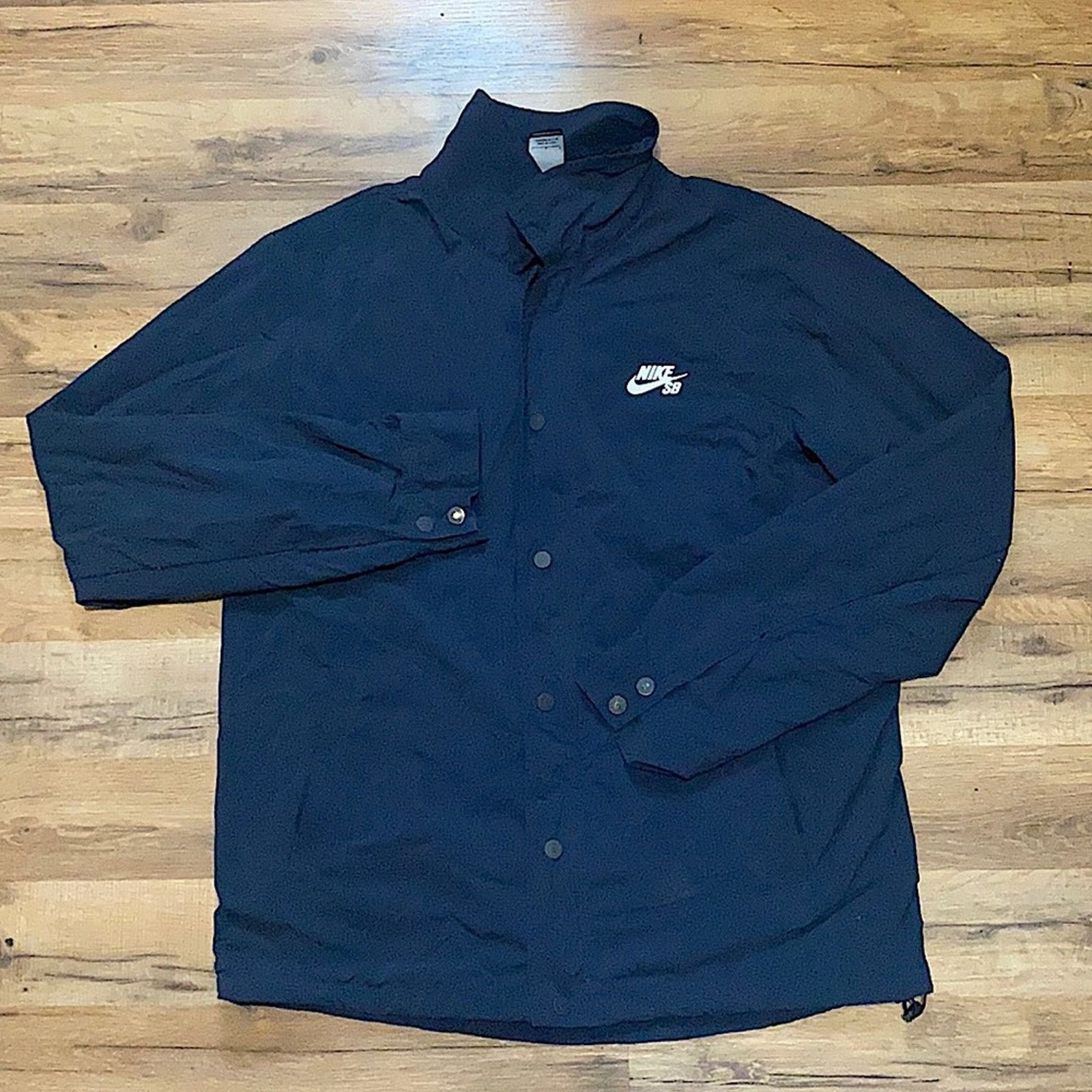 Nike Y2K Nike SB zip up button up heavy on windbreaker jacket Size US L / EU 52-54 / 3 - 1 Thumbnail