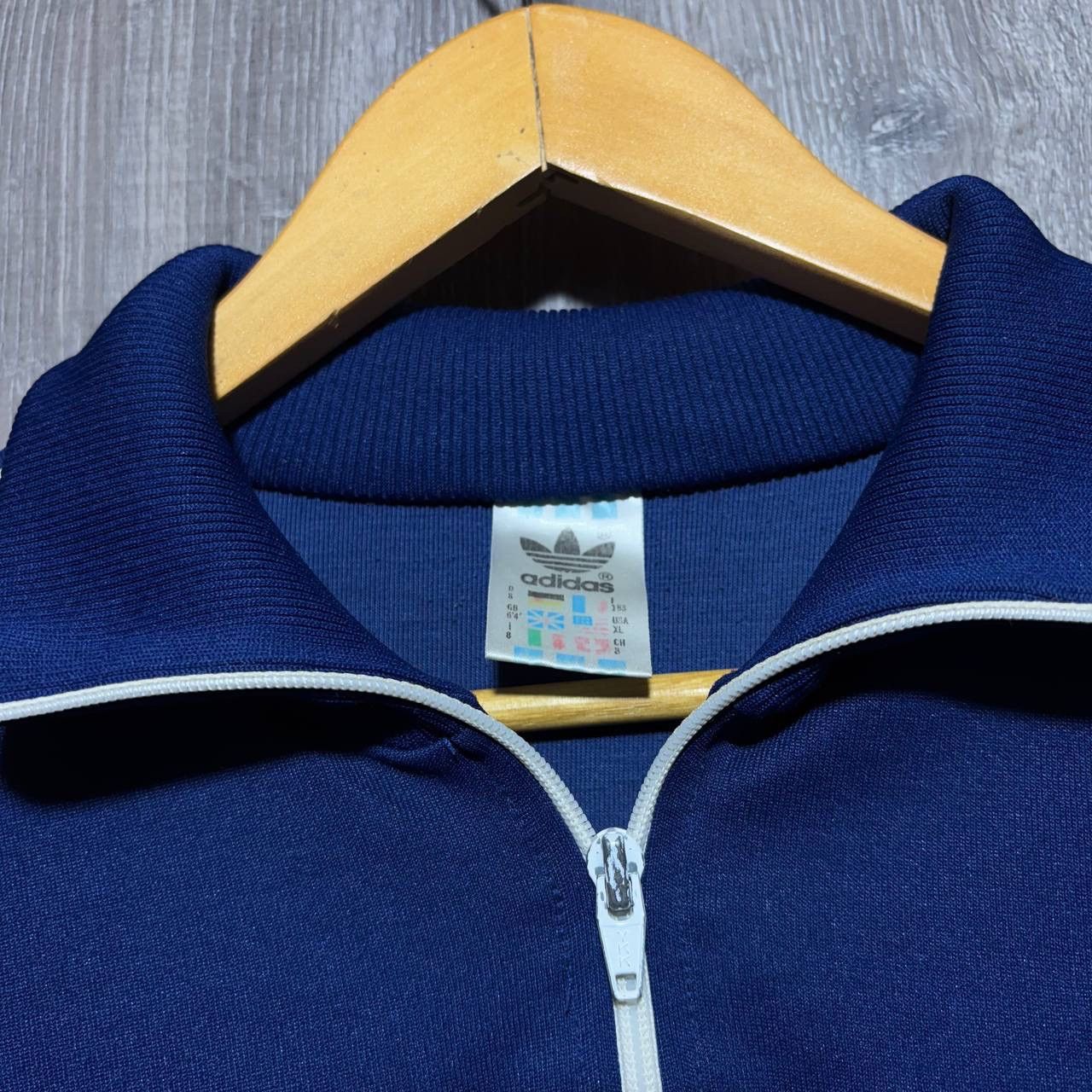 Adidas Adidas Vintage 90s Track Jacket Rare Mens size M Size US M / EU 48-50 / 2 - 4 Thumbnail